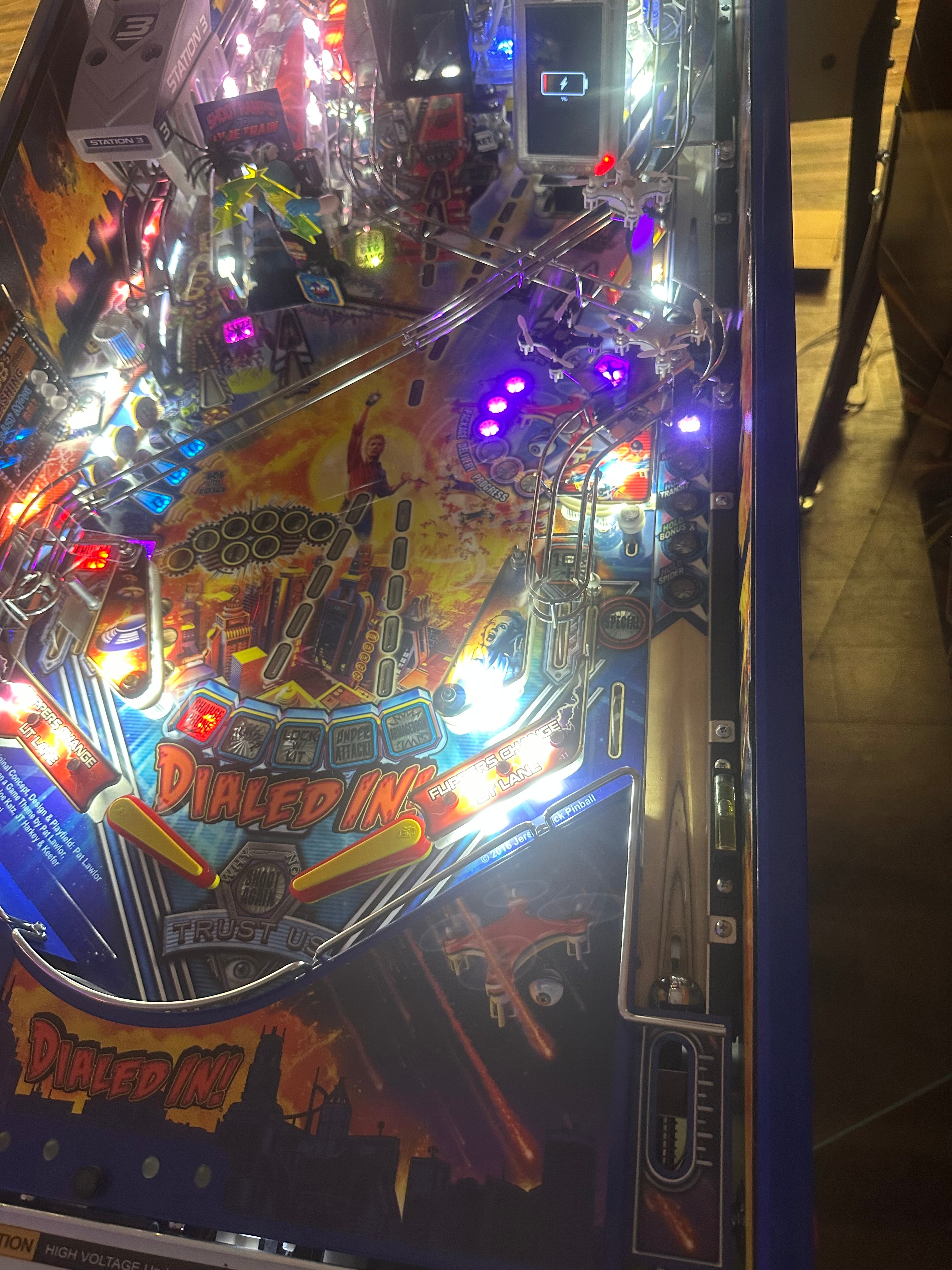 Jersey Jack Pinball Dialed In! Limited Edition Pinball Machine with Topper!
