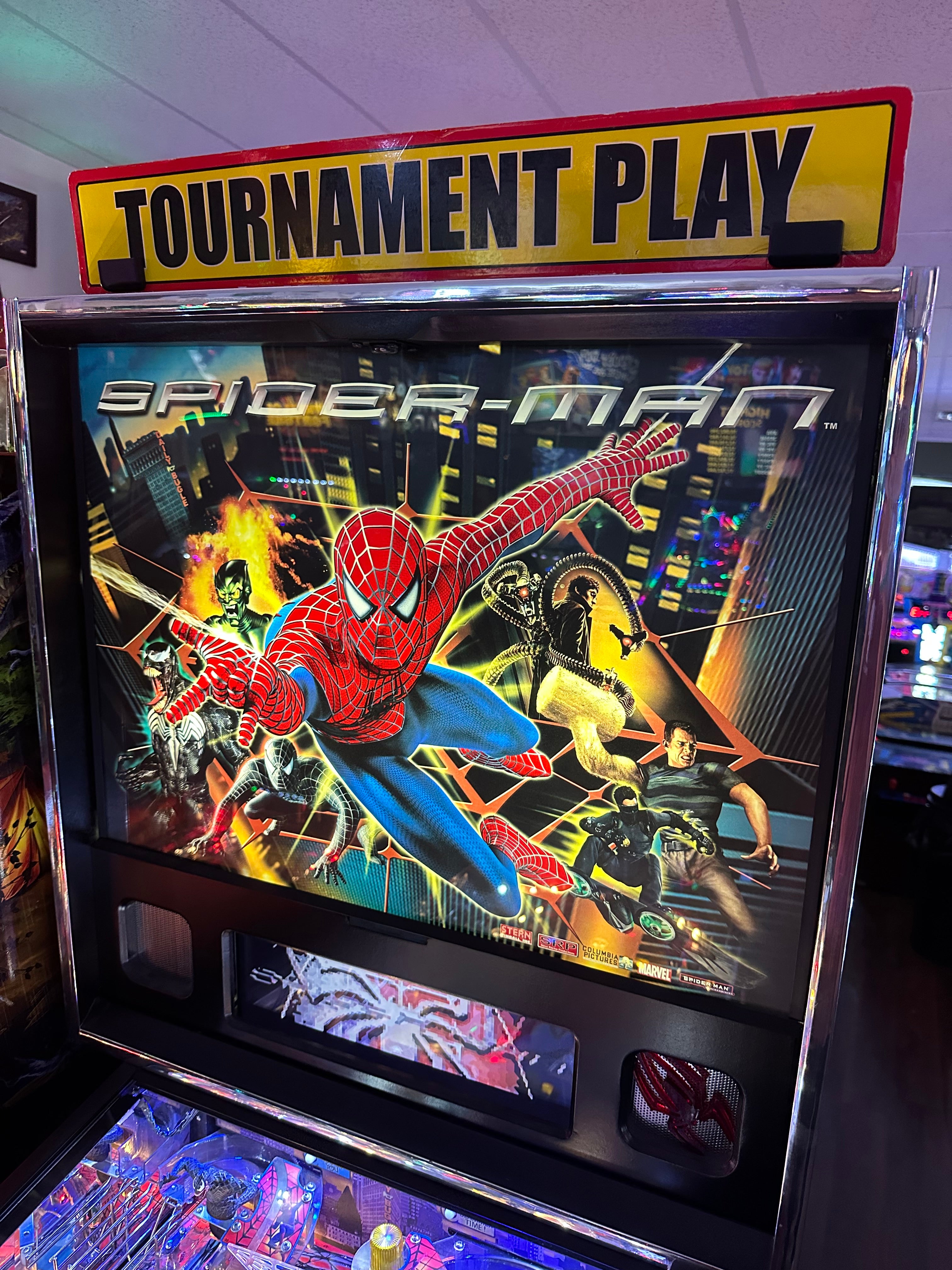 Stern Pinball LOADED Spider-Man Pinball Machine