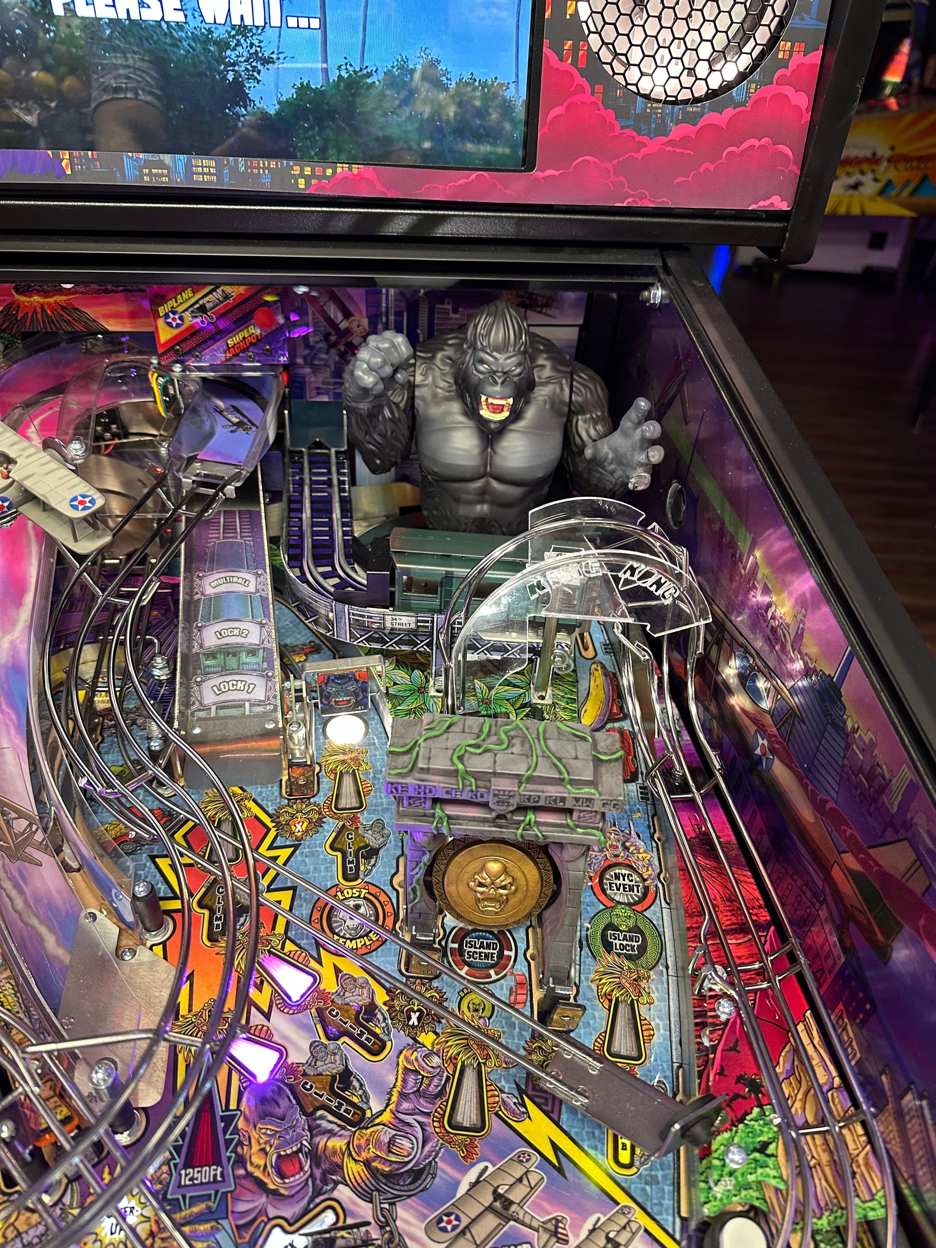 Stern Pinball LOADED King Kong: Myth of Terror Island Limited Edition Pinball Machine
