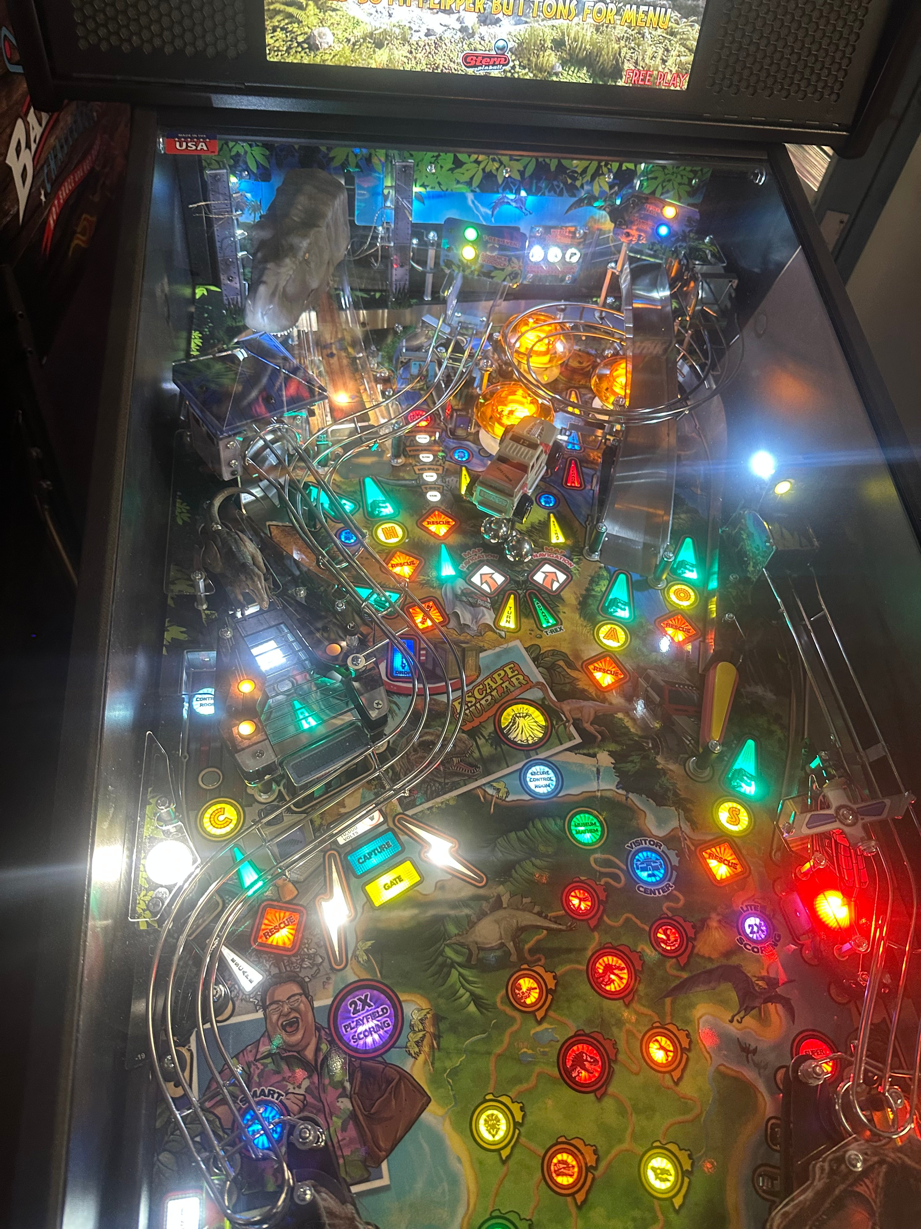 Stern Pinball Jurassic Park Premium Pinball Machine