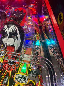 Stern Pinball KISS Limited Edition Pinball Machine with Stern Topper