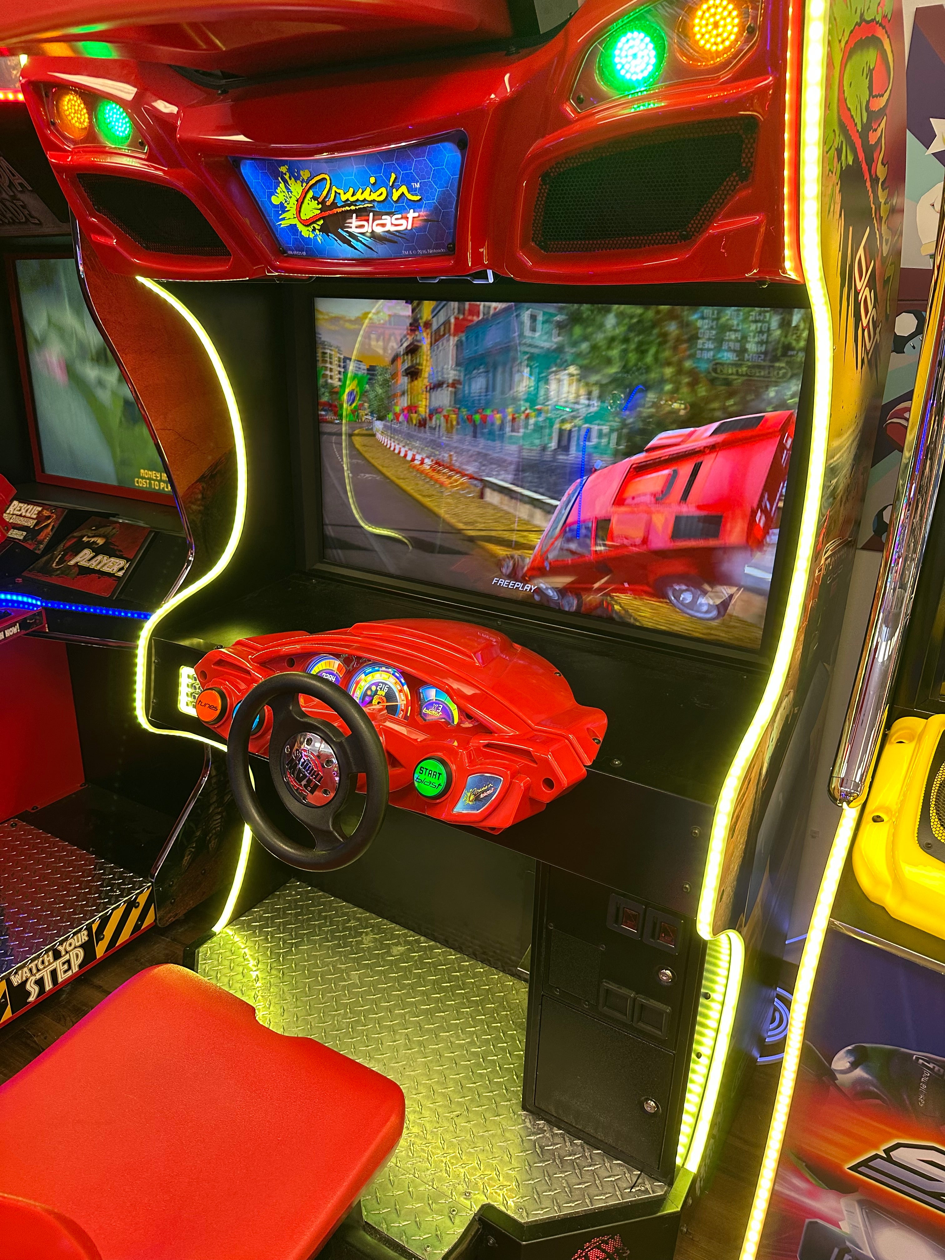 Raw Thrills Cruis'n Blast Arcade Game