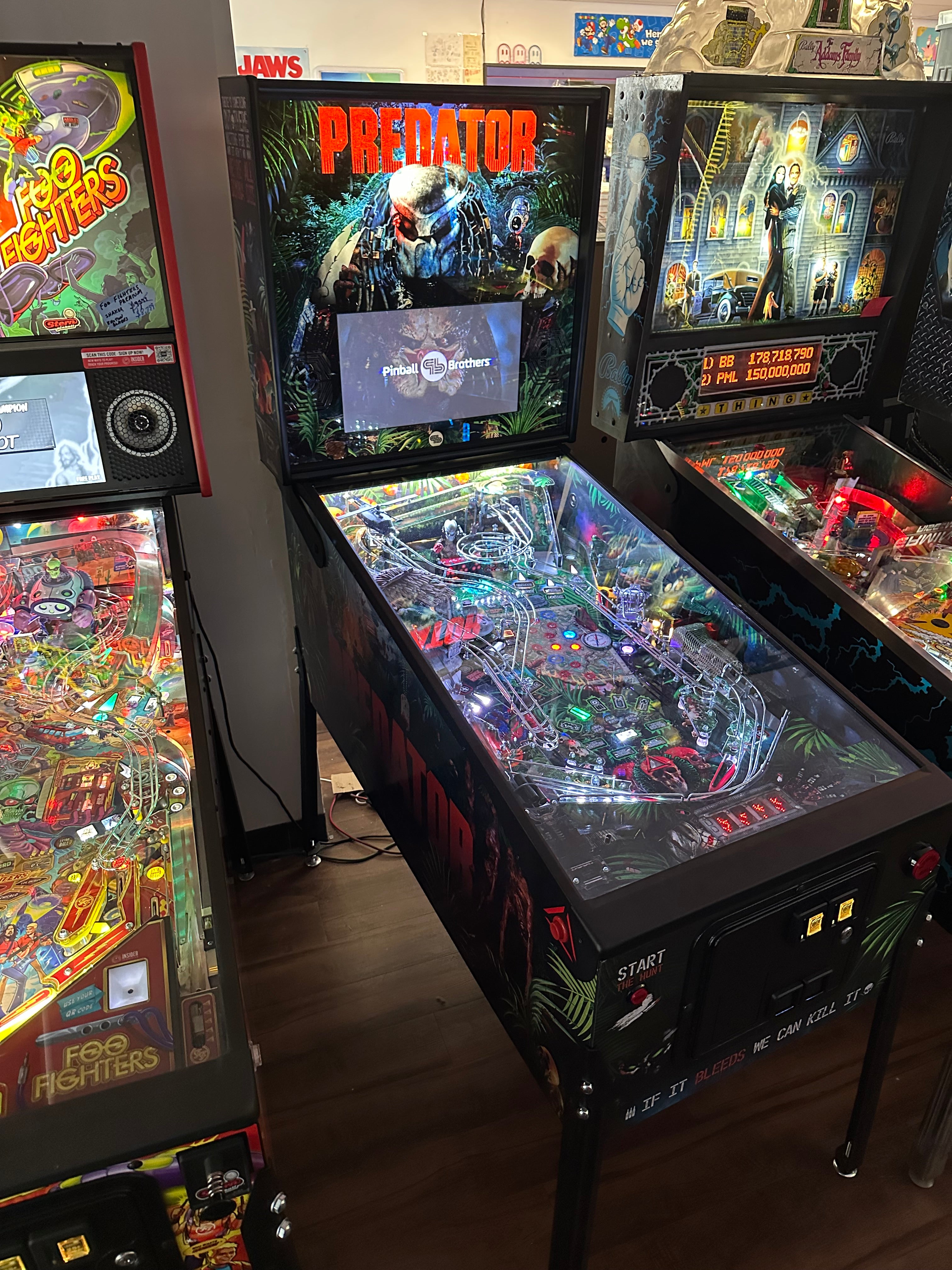Pinball Brothers Predator Pinball Machine