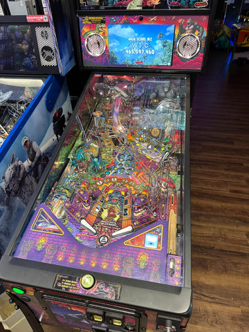 Image of Stern Pinball LOADED King Kong: Myth of Terror Island Limited Edition Pinball Machine