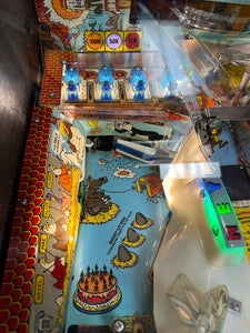 Bally Bugs Bunny's Birthday Ball Pinball Machine