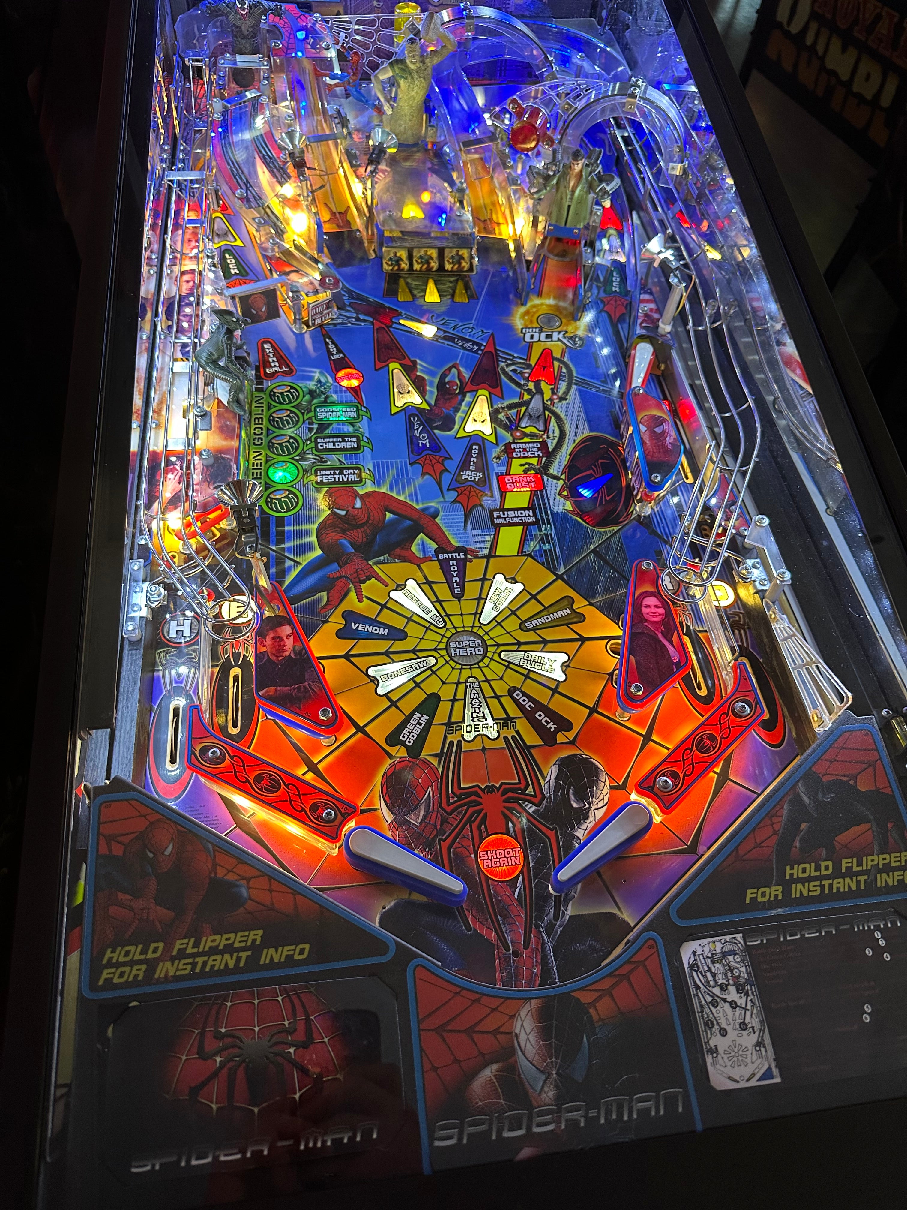 Stern Pinball LOADED Spider-Man Pinball Machine
