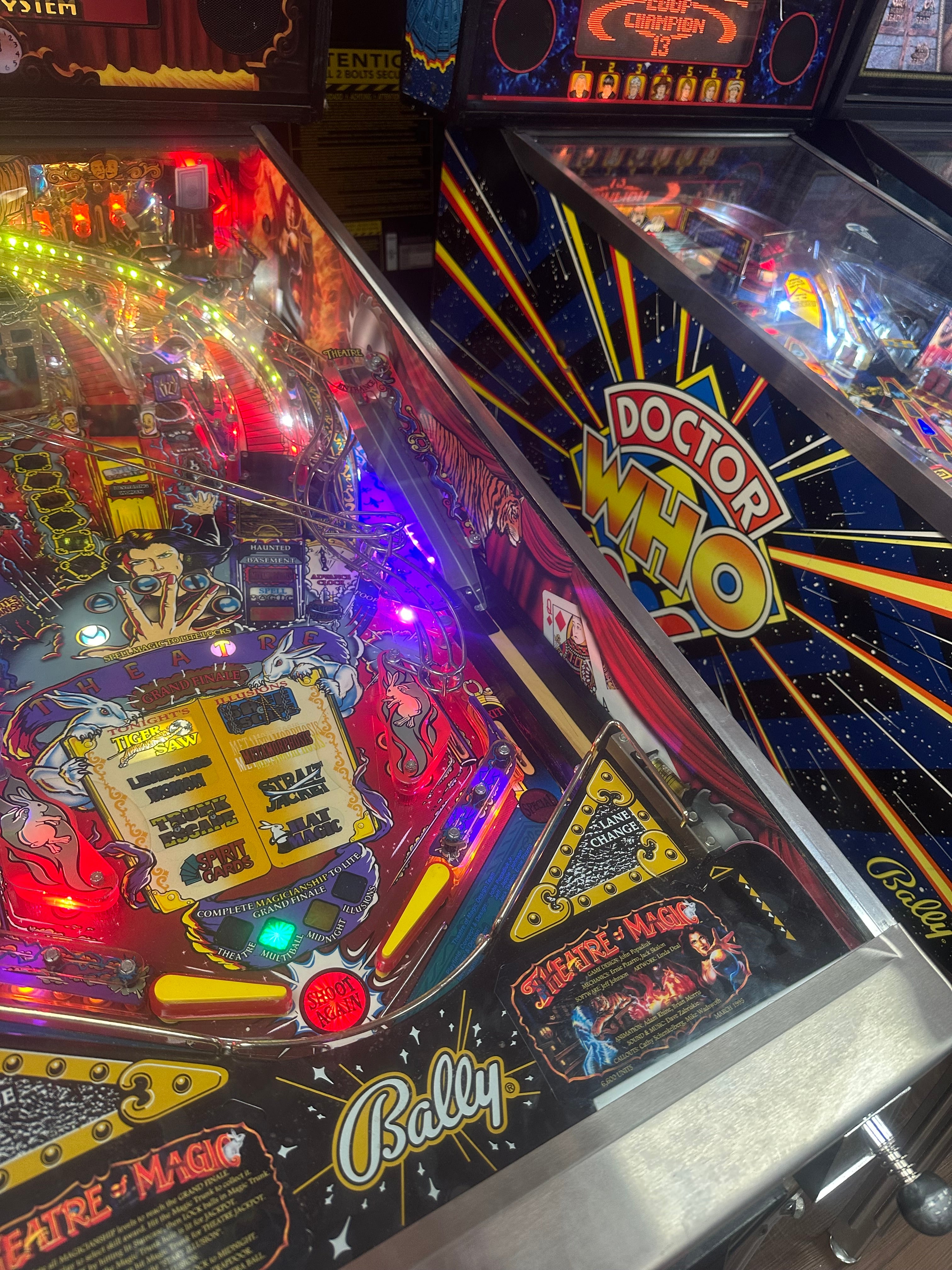 Bally Theatre of Magic Pinball Machine