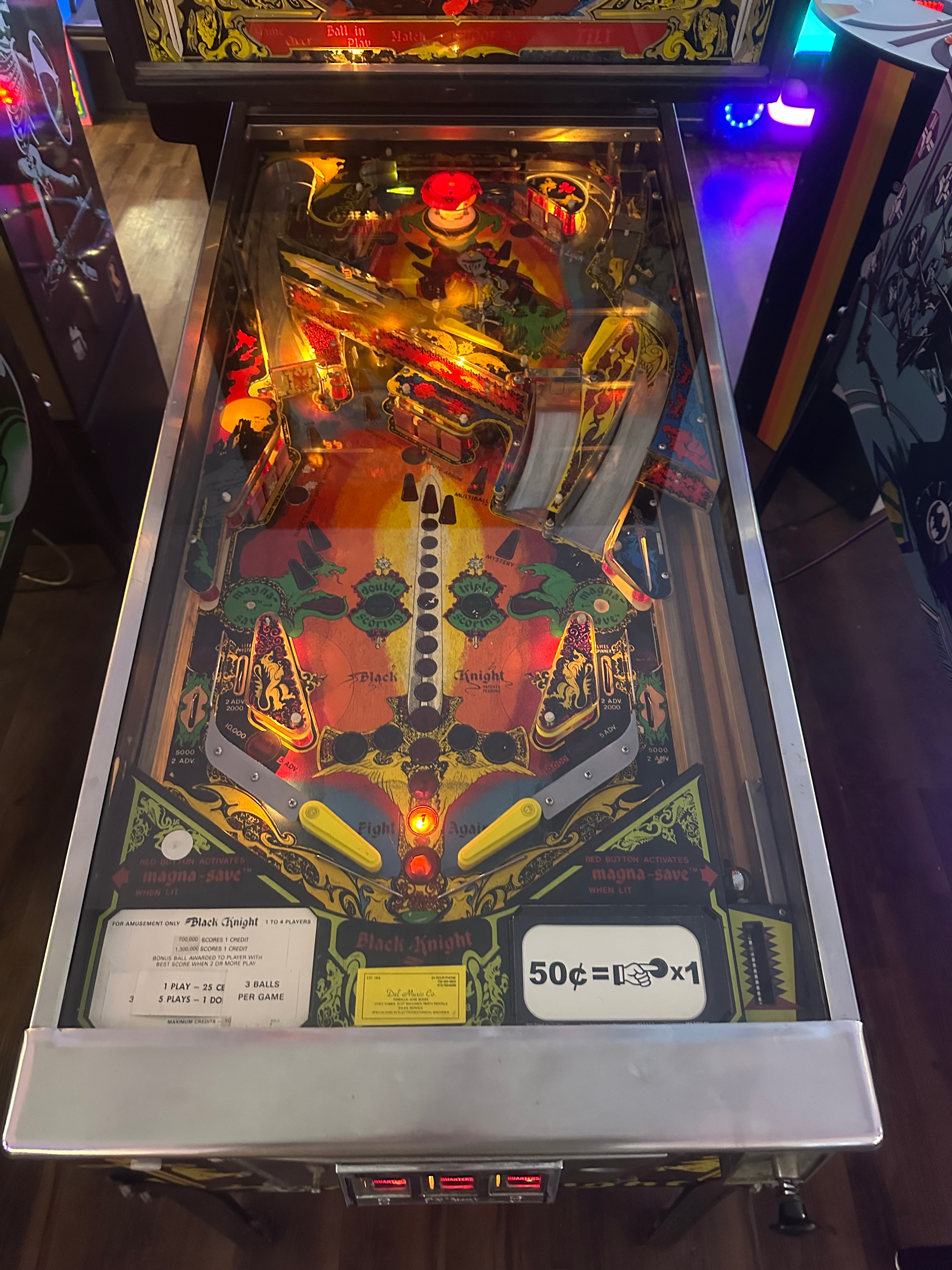 Williams Black Knight Pinball Machine
