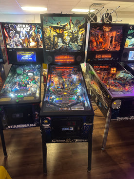 SEGA Starship Troopers Pinball Machine