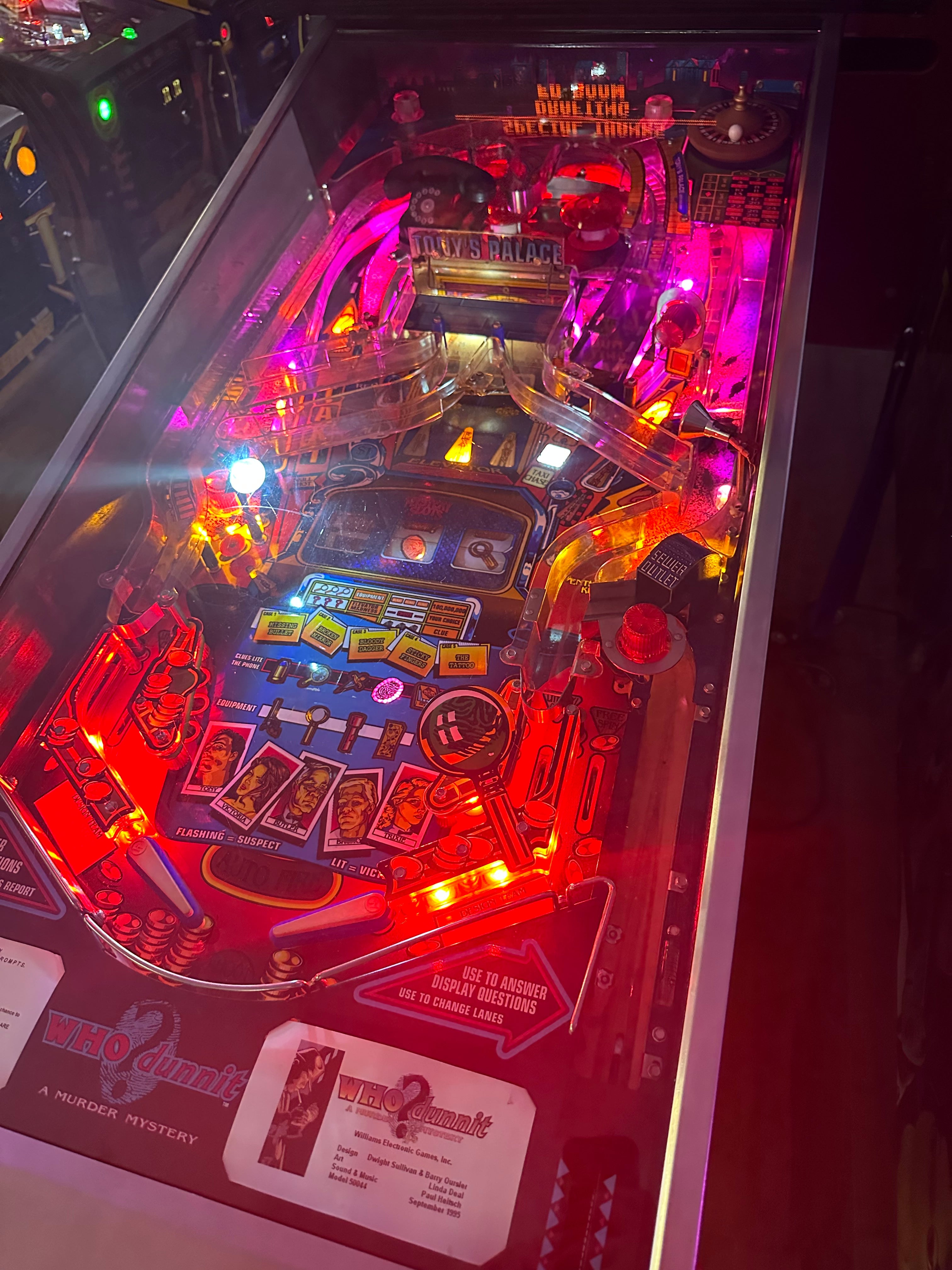Bally Who Dunnit Pinball Machine