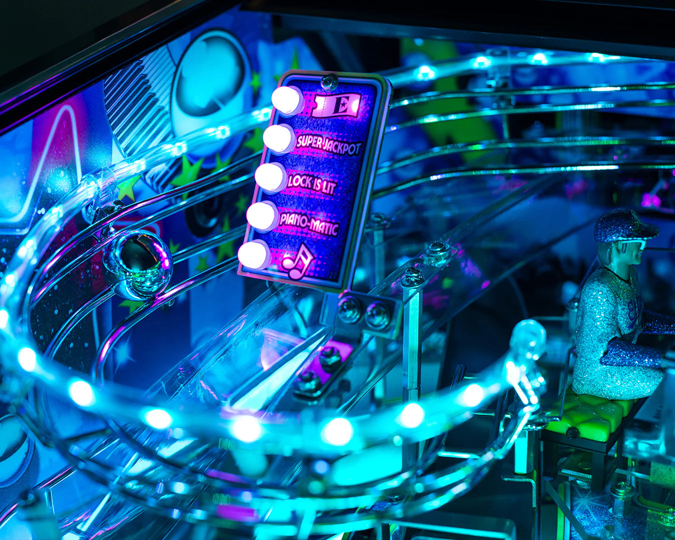 JJP Elton John Platinum Edition Pinball Machine