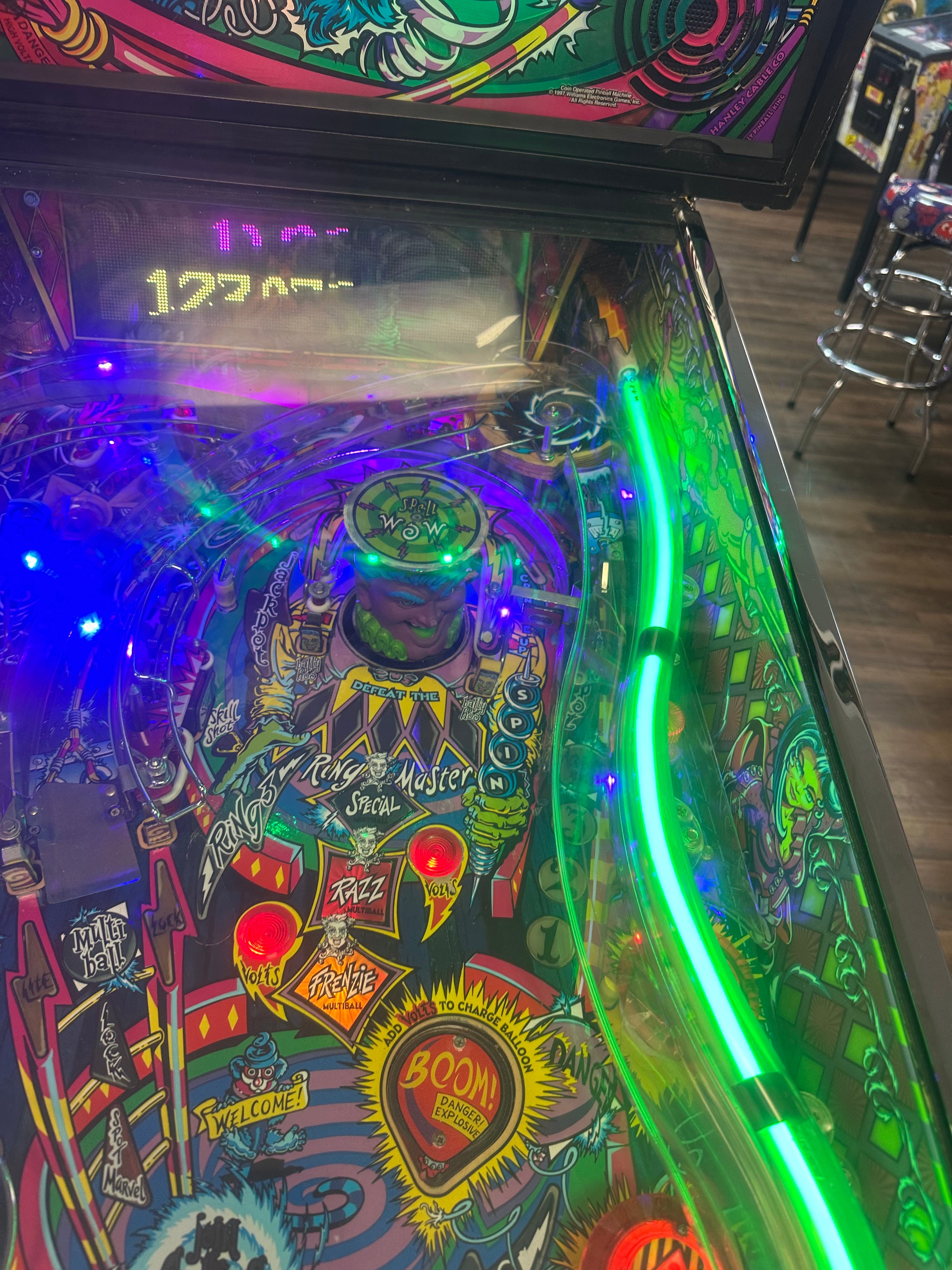 Bally Cirqus Voltaire Pinball Machine