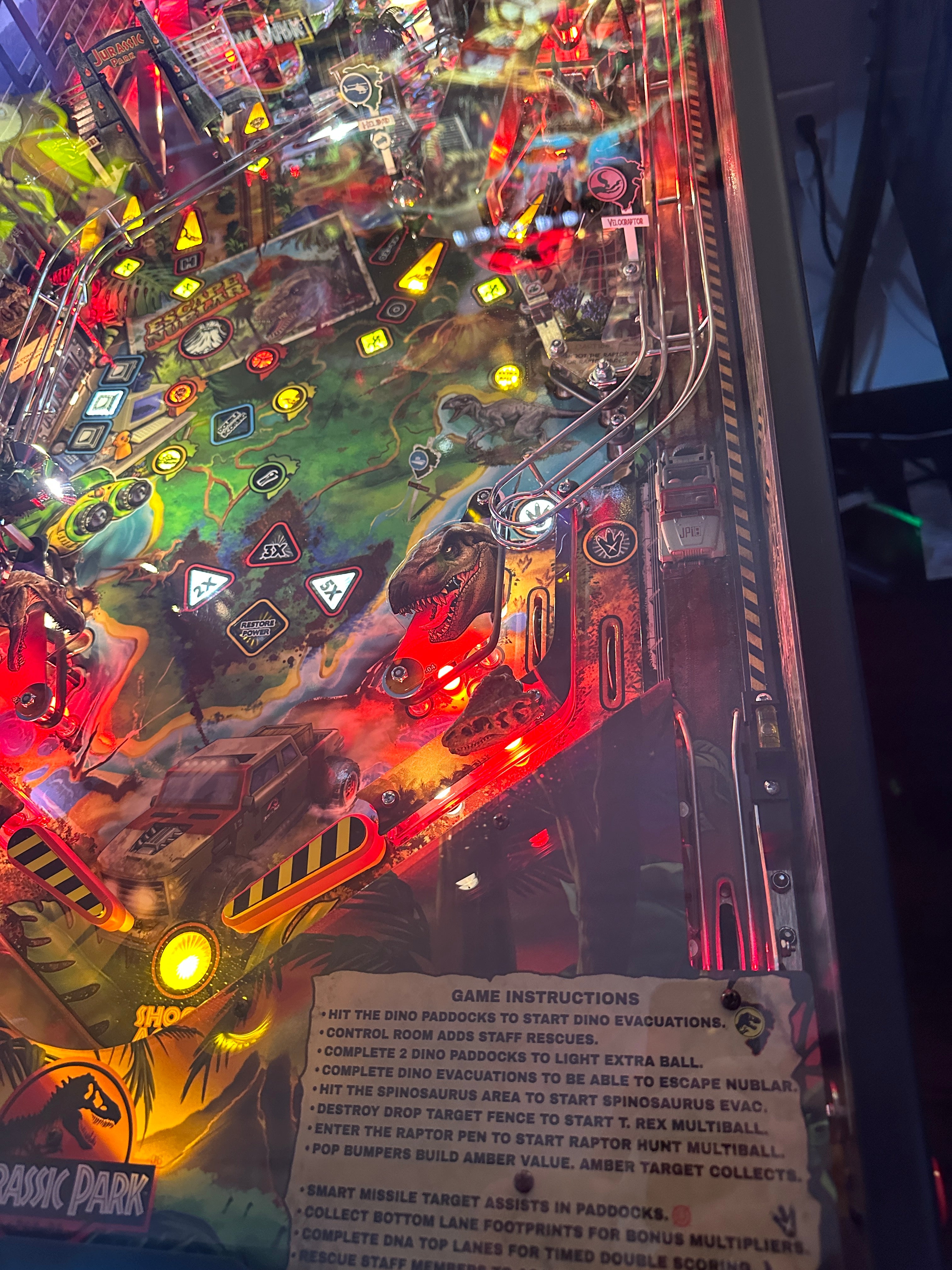 Stern Pinball LOADED Jurassic Park Home Pinball Machine