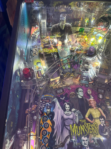 Image of Stern Pinball The Munsters Pro Pinball Machine