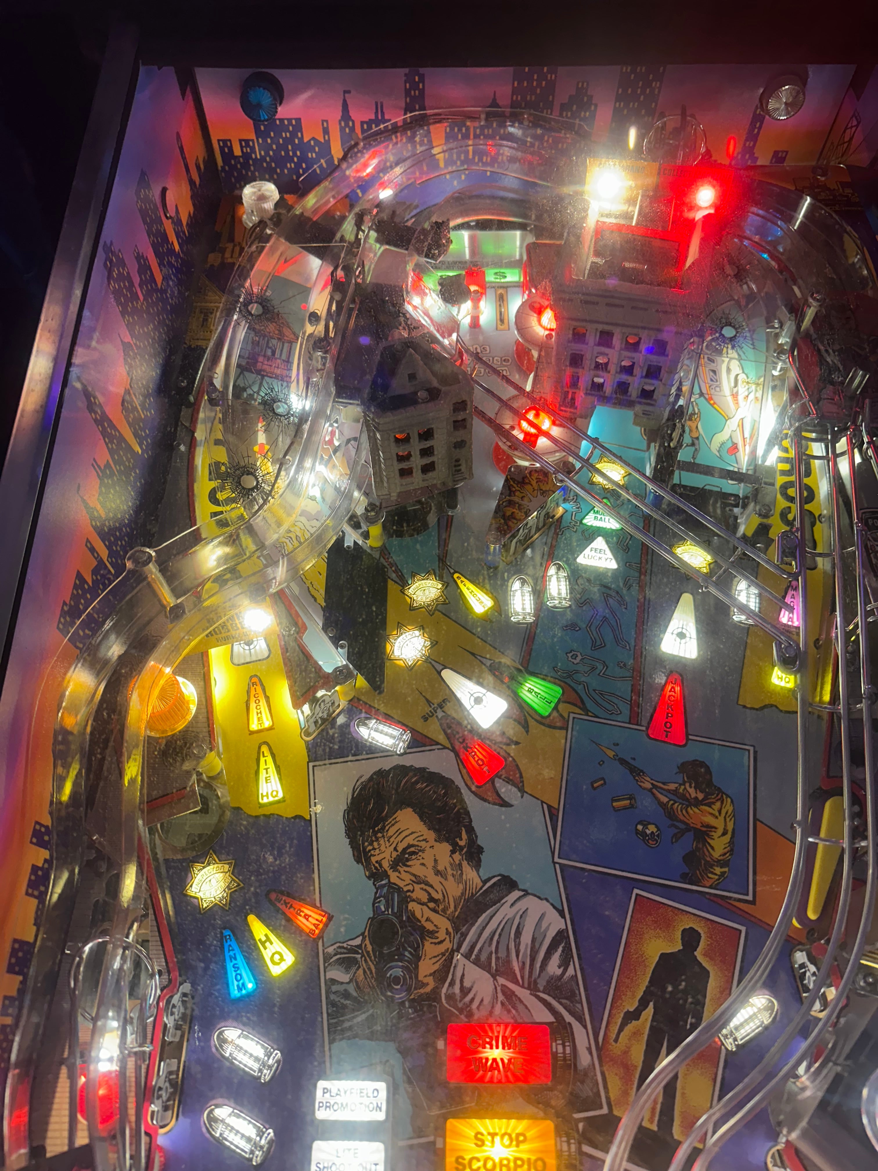 Williams Dirty Harry Pinball Machine