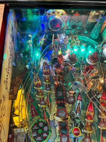 Image of Stern Pinball The Lord of the Rings Pinball Machine