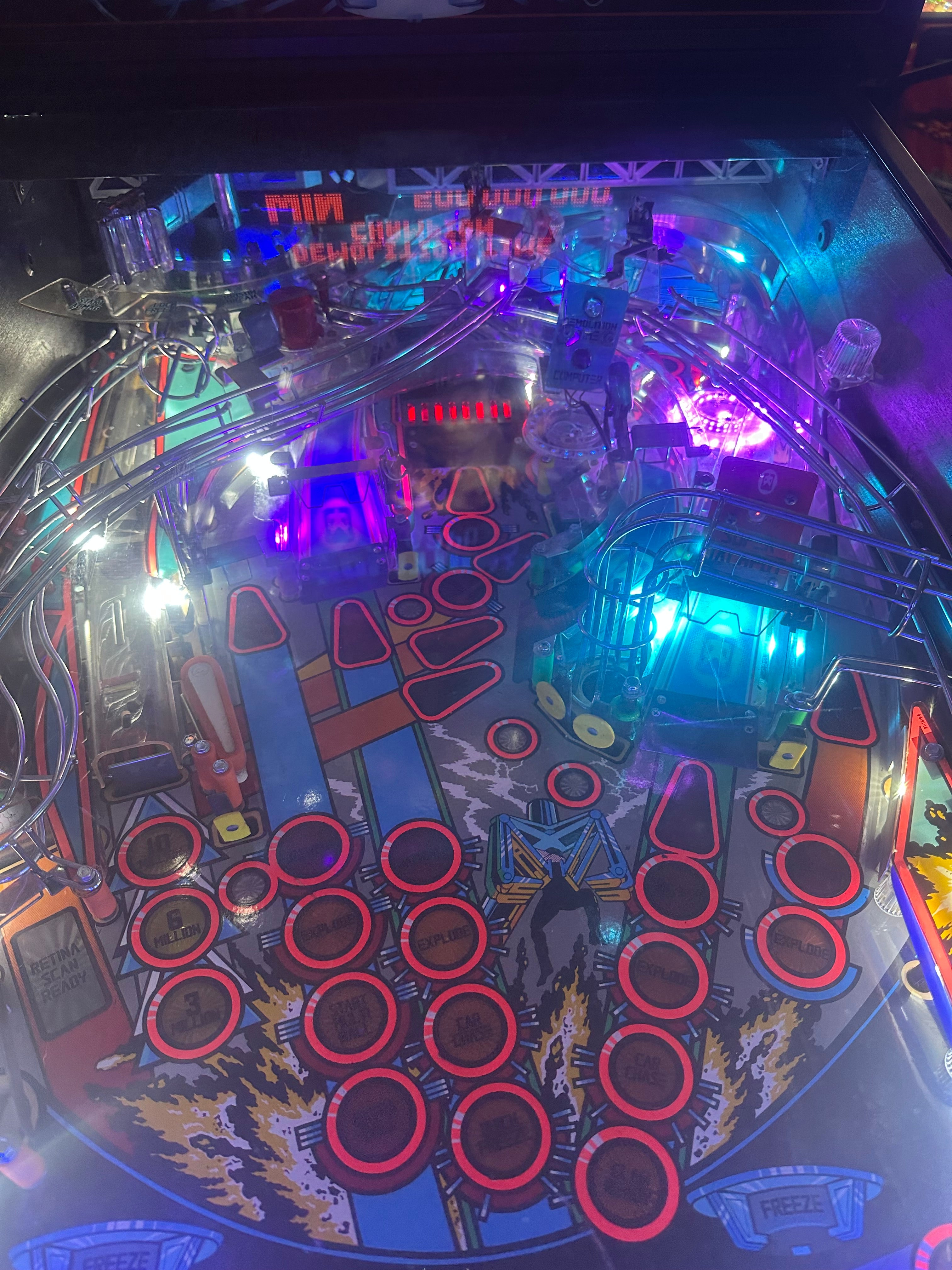 Williams Demolition Man Pinball Machine