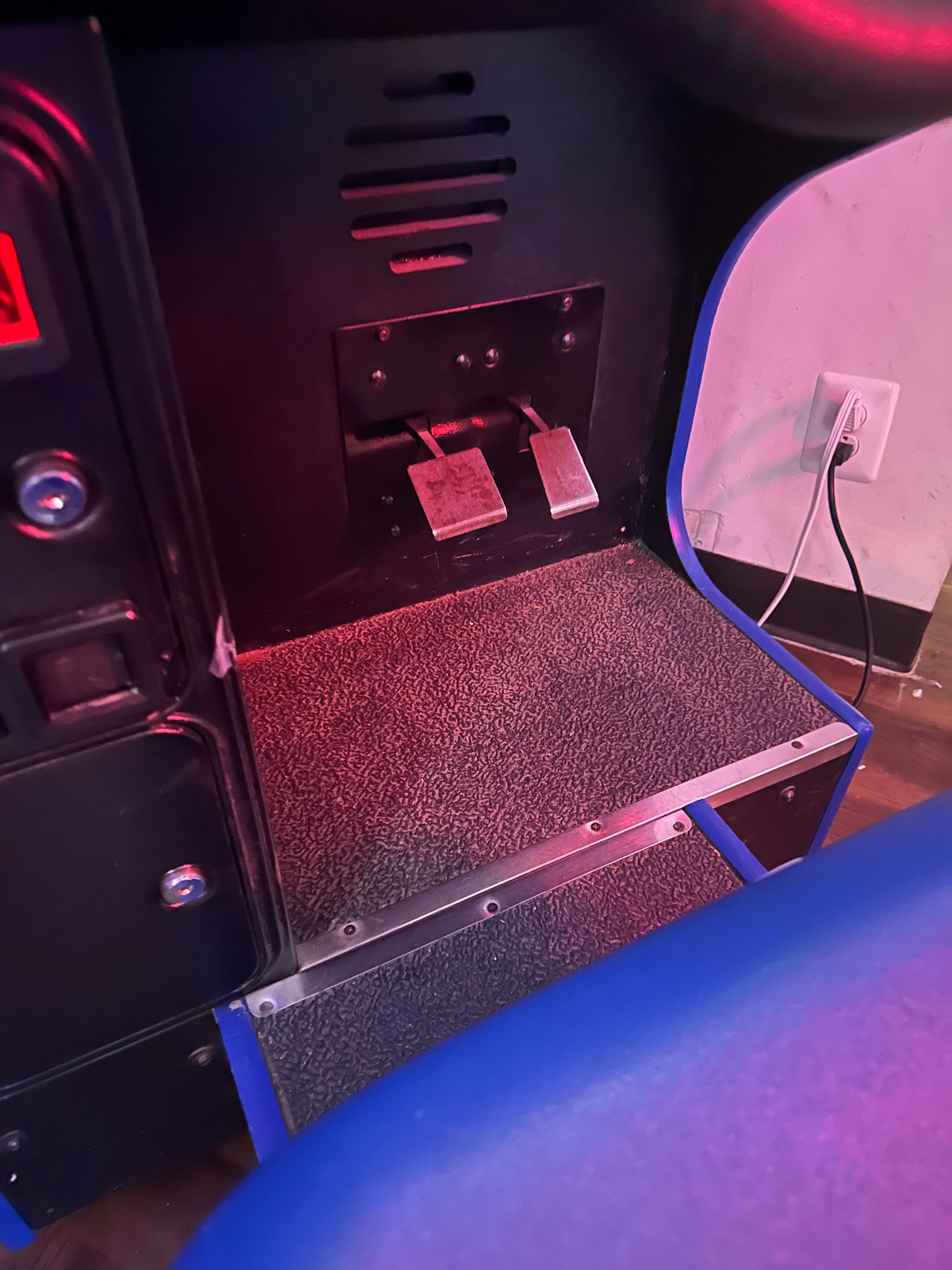 California Speed Arcade Racing Game