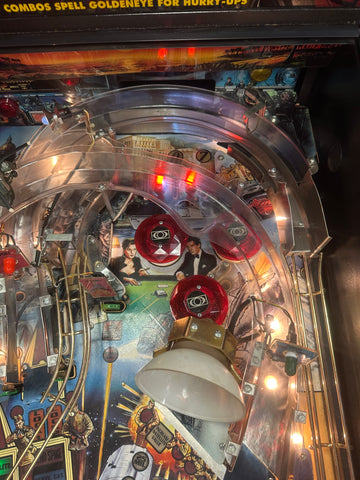 Image of SEGA Goldeneye Pinball Machine