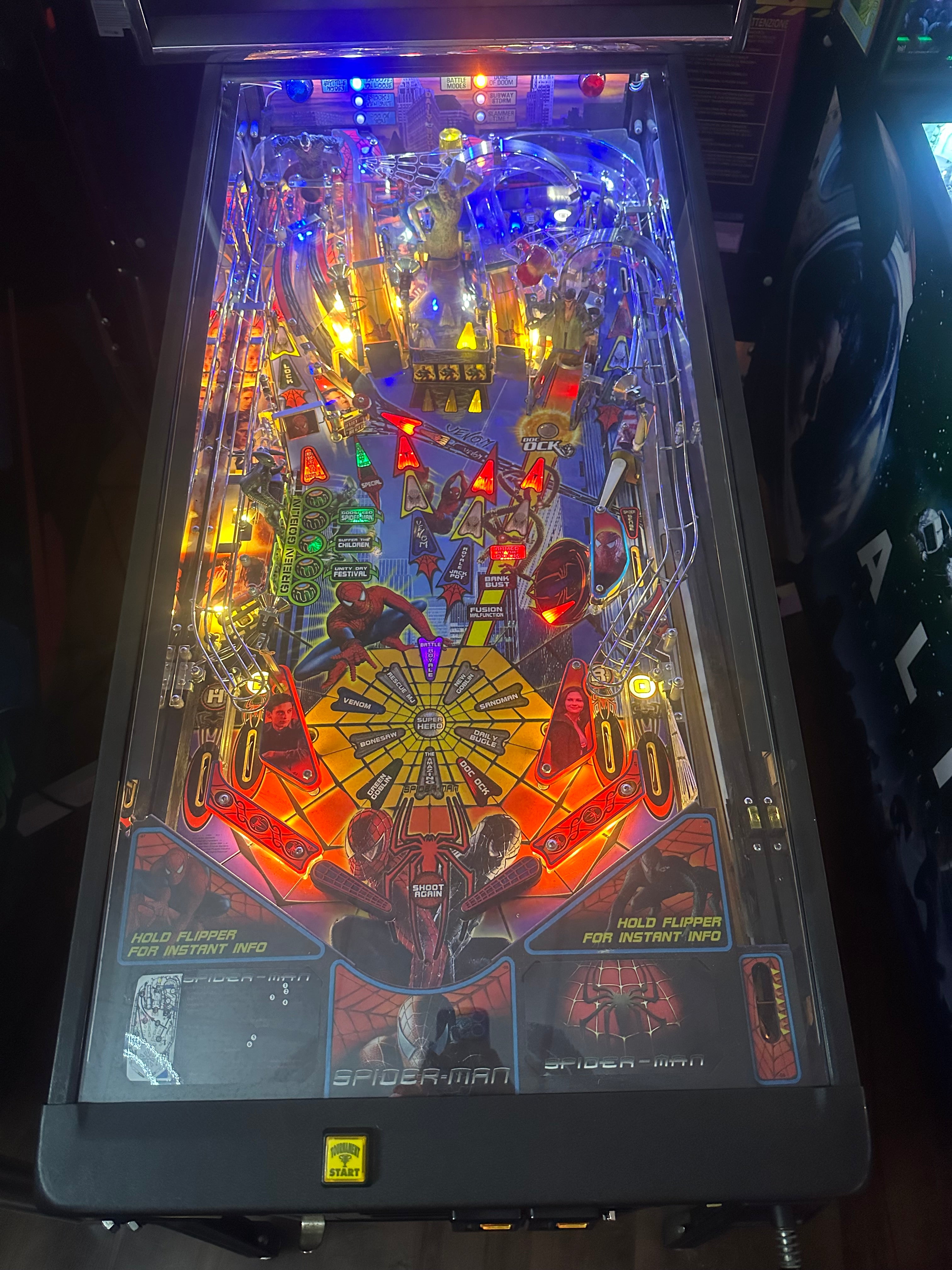 Stern Pinball LOADED Spider-Man Pinball Machine