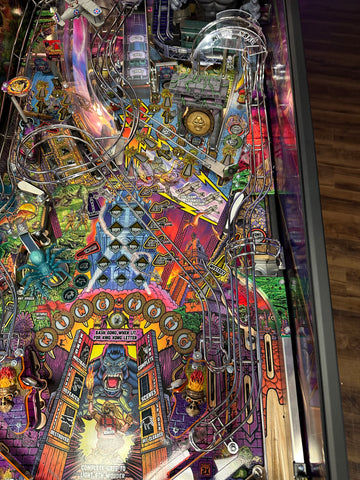 Image of Stern Pinball LOADED King Kong: Myth of Terror Island Limited Edition Pinball Machine