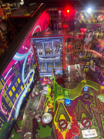 Image of Stern Pinball LOADED Ghostbusters Pro Pinball Machine