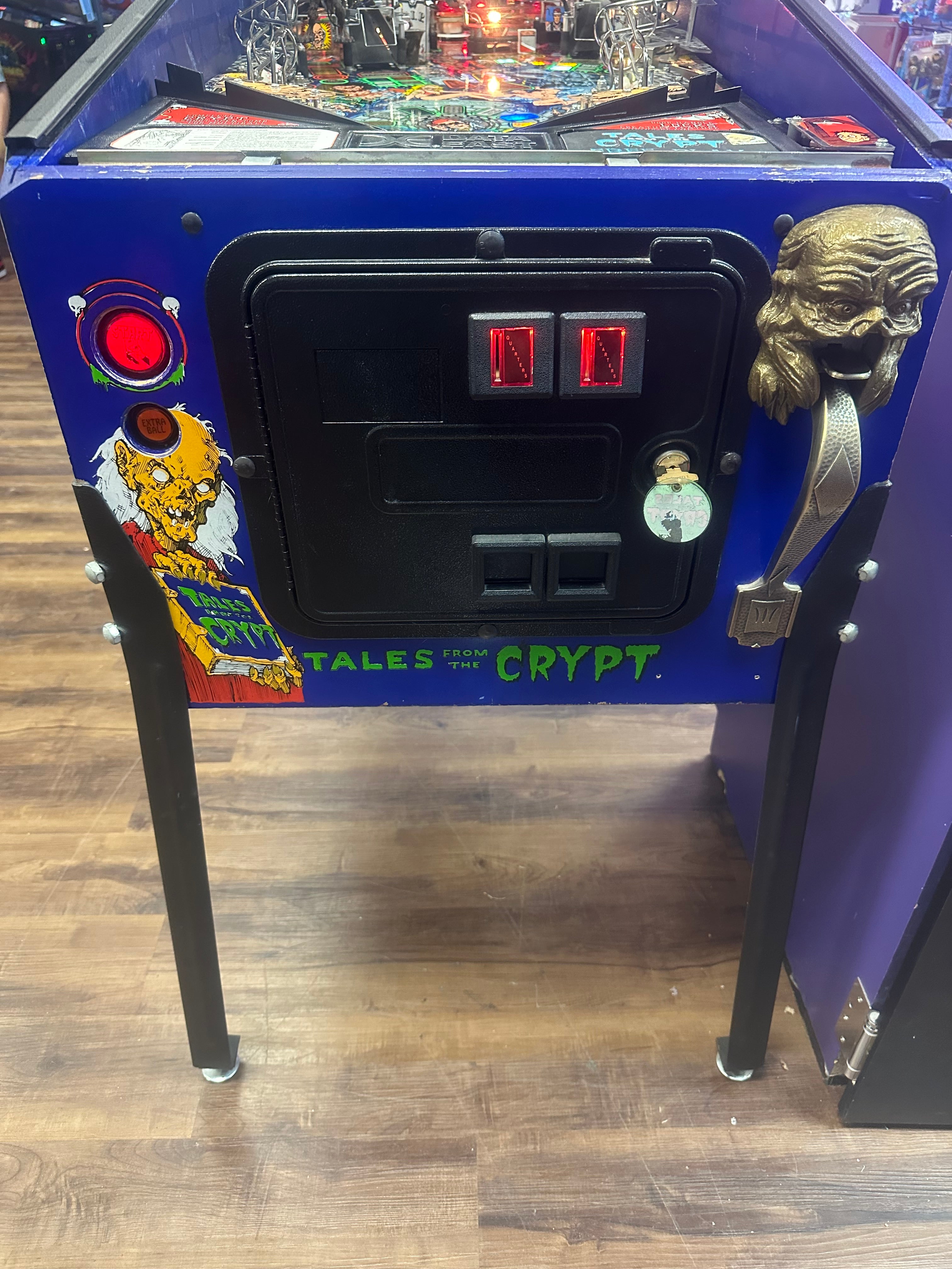 Data East Tales from the Crypt Pinball Machine