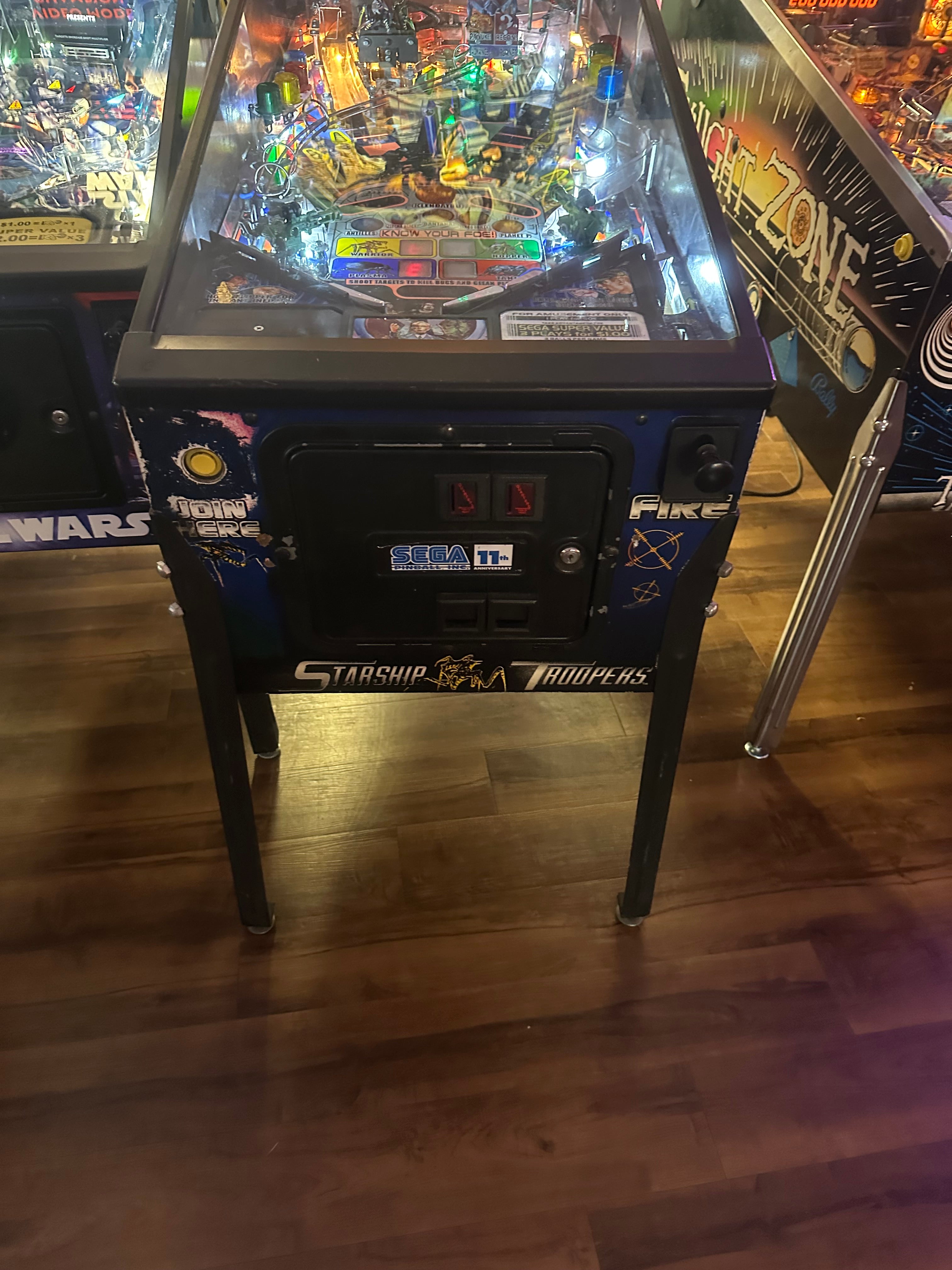 SEGA Starship Troopers Pinball Machine