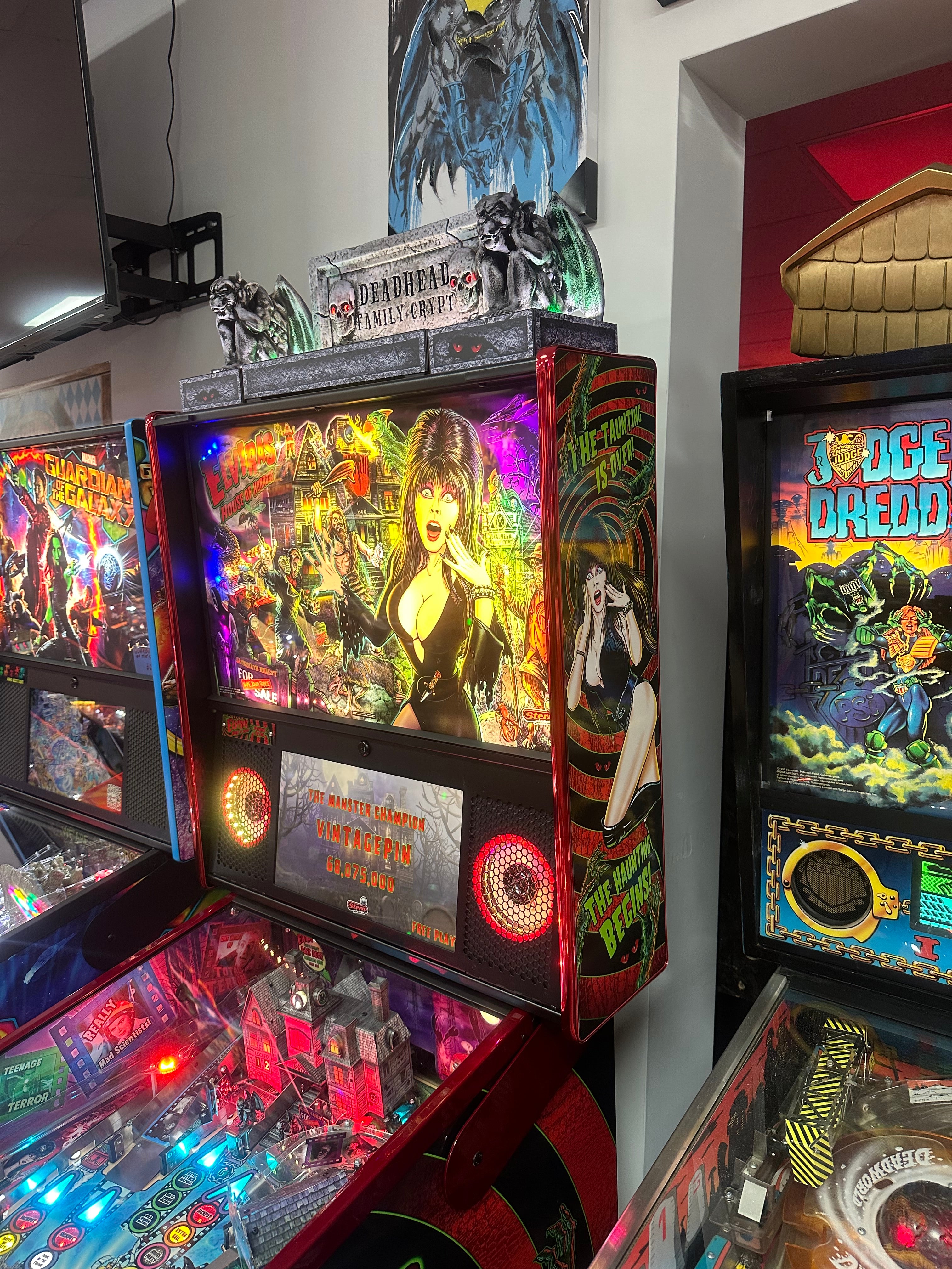 Stern Pinball LOADED Elvira's House of Horrors Premium Pinball Machine