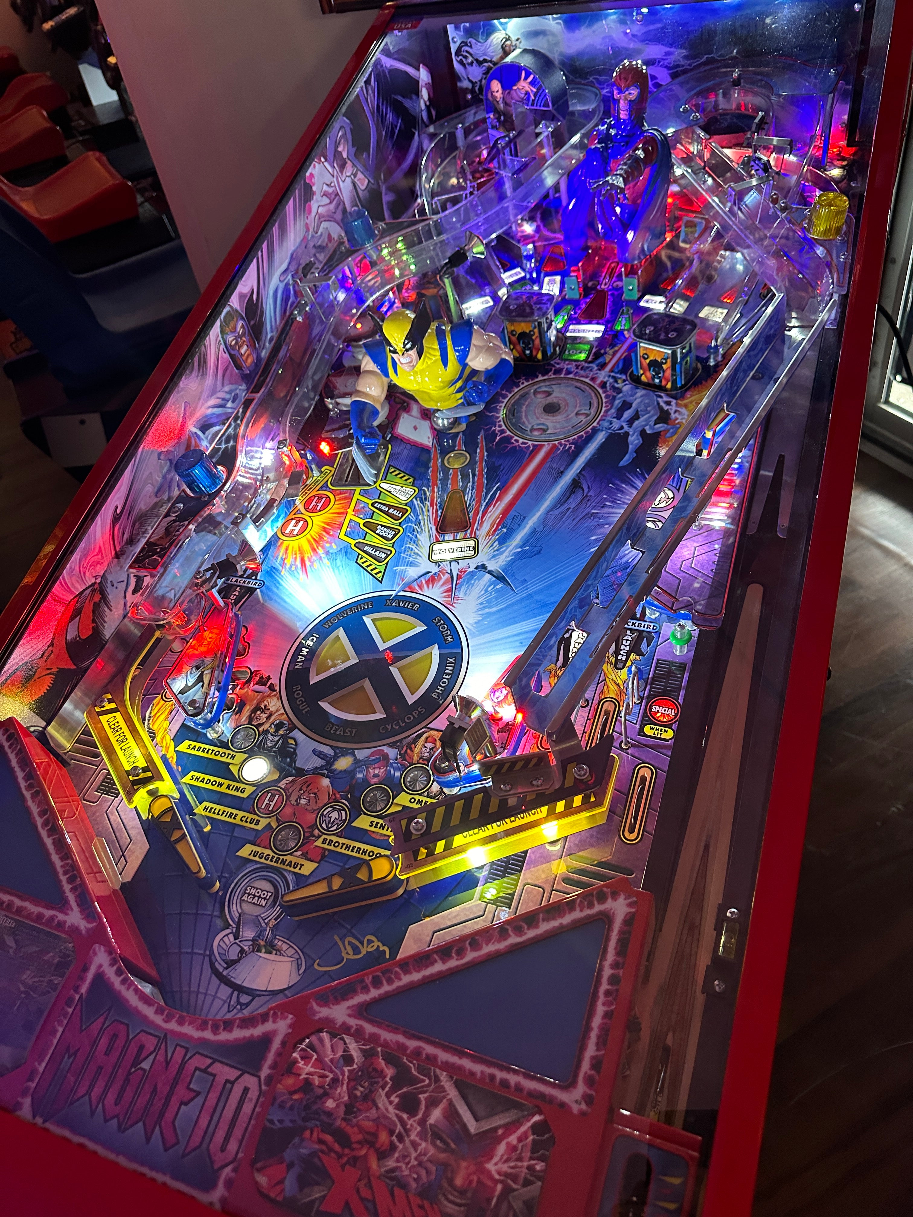 Stern Pinball LOADED X-Men Limited Magneto Edition Pinball Machine