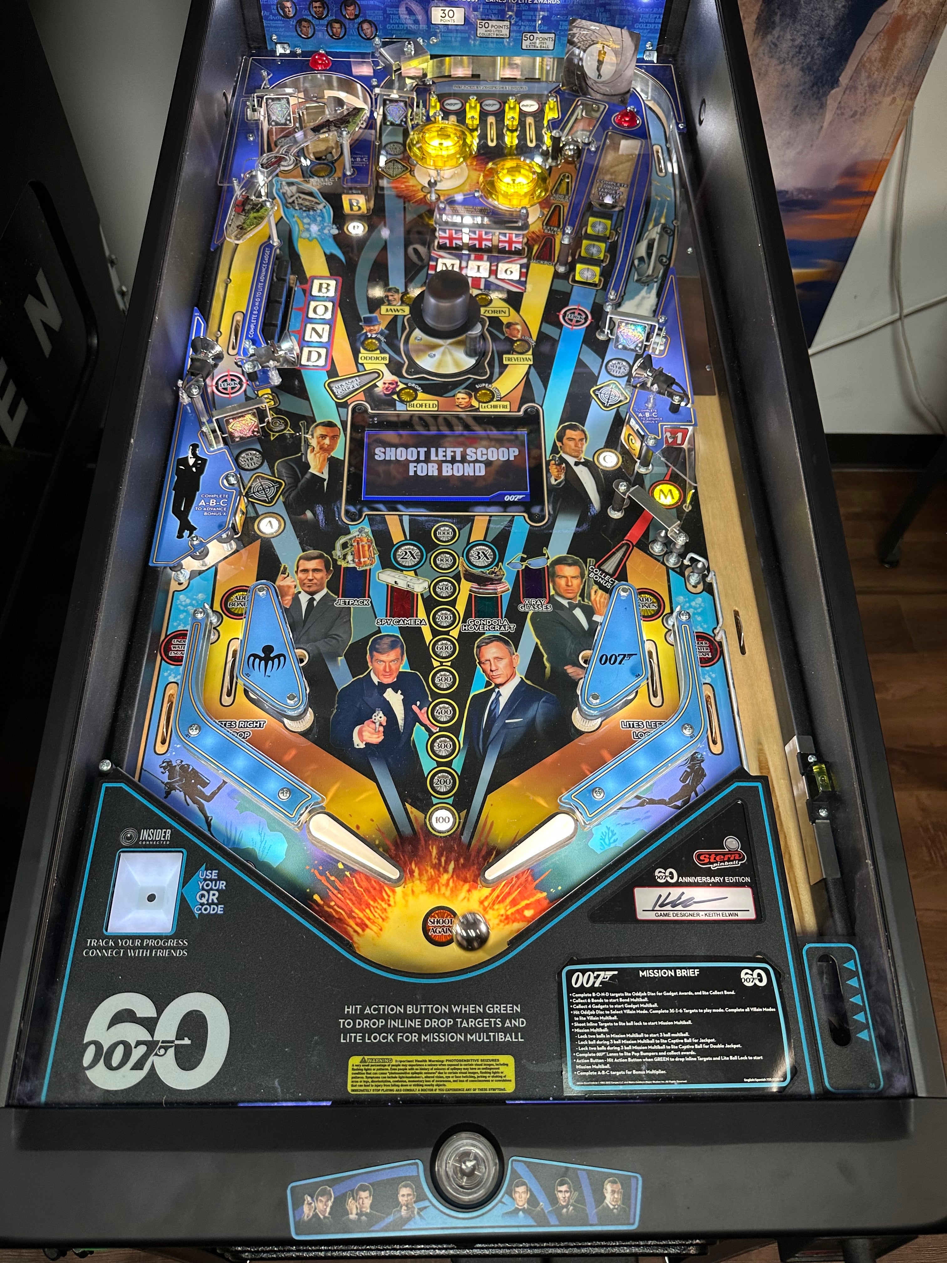 Stern Pinball James Bond 007 60th Anniversary Limited Edition Pinball Machine
