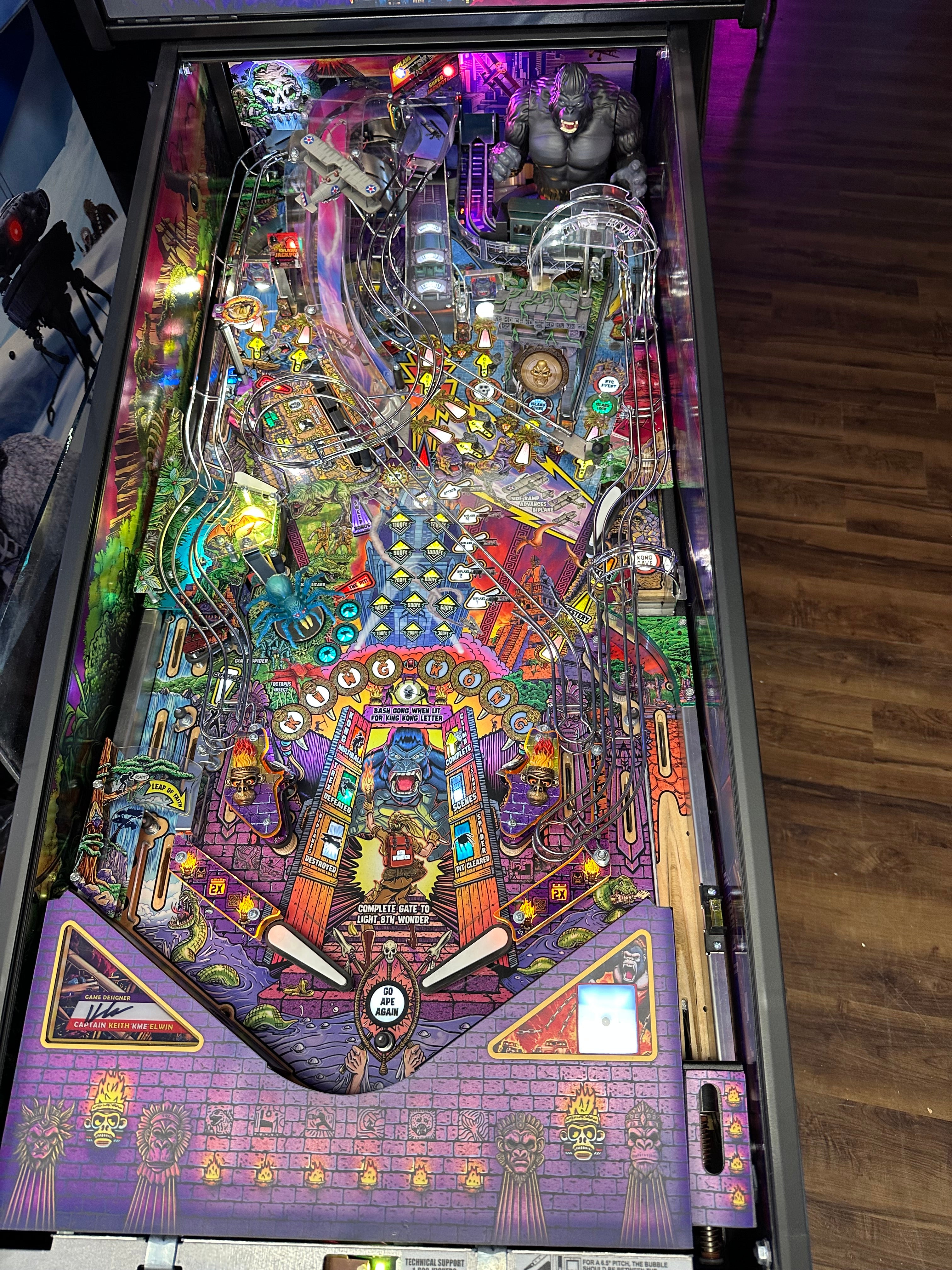 Stern Pinball LOADED King Kong: Myth of Terror Island Limited Edition Pinball Machine