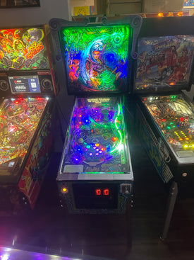 Bally Cirqus Voltaire Pinball Machine