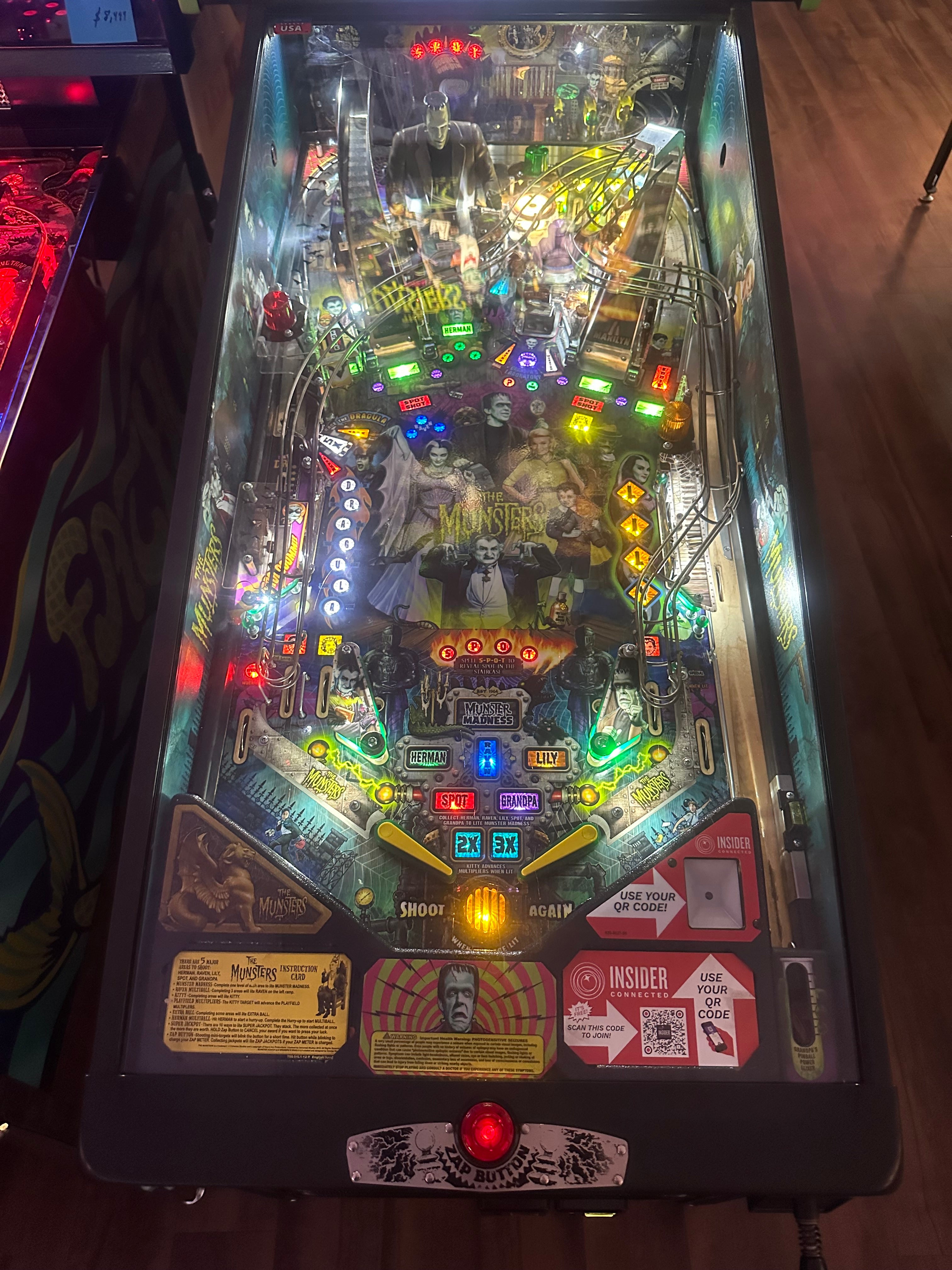 Stern Pinball The Munsters Pro Pinball Machine
