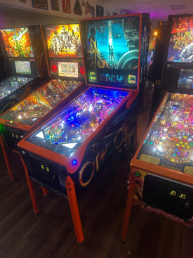 Stern Pinball LOADED TRON: Legacy Pro Pinball Machine