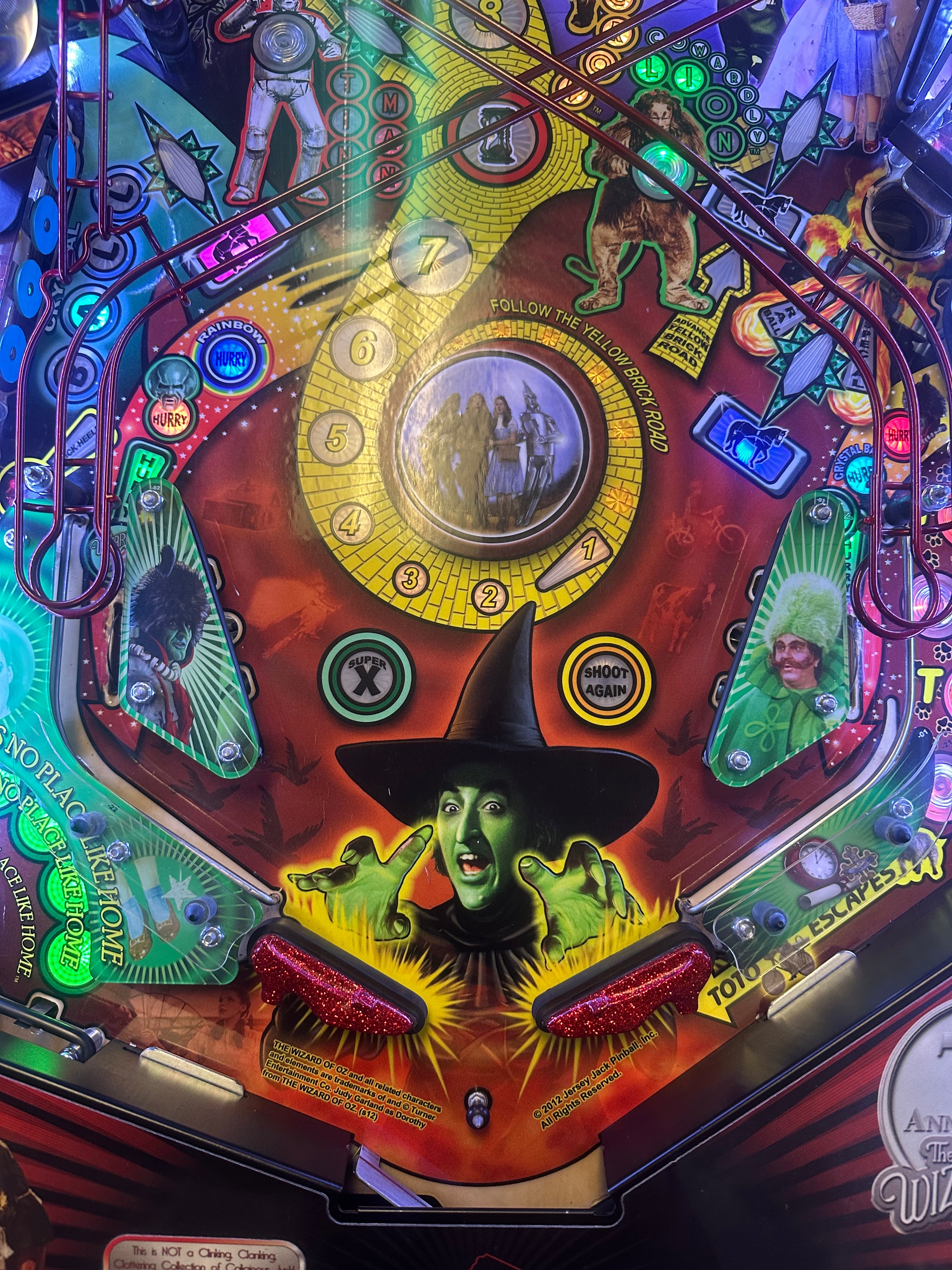 JJP Wizard of Oz 75th Anniversary Ruby Red Edition Pinball Machine