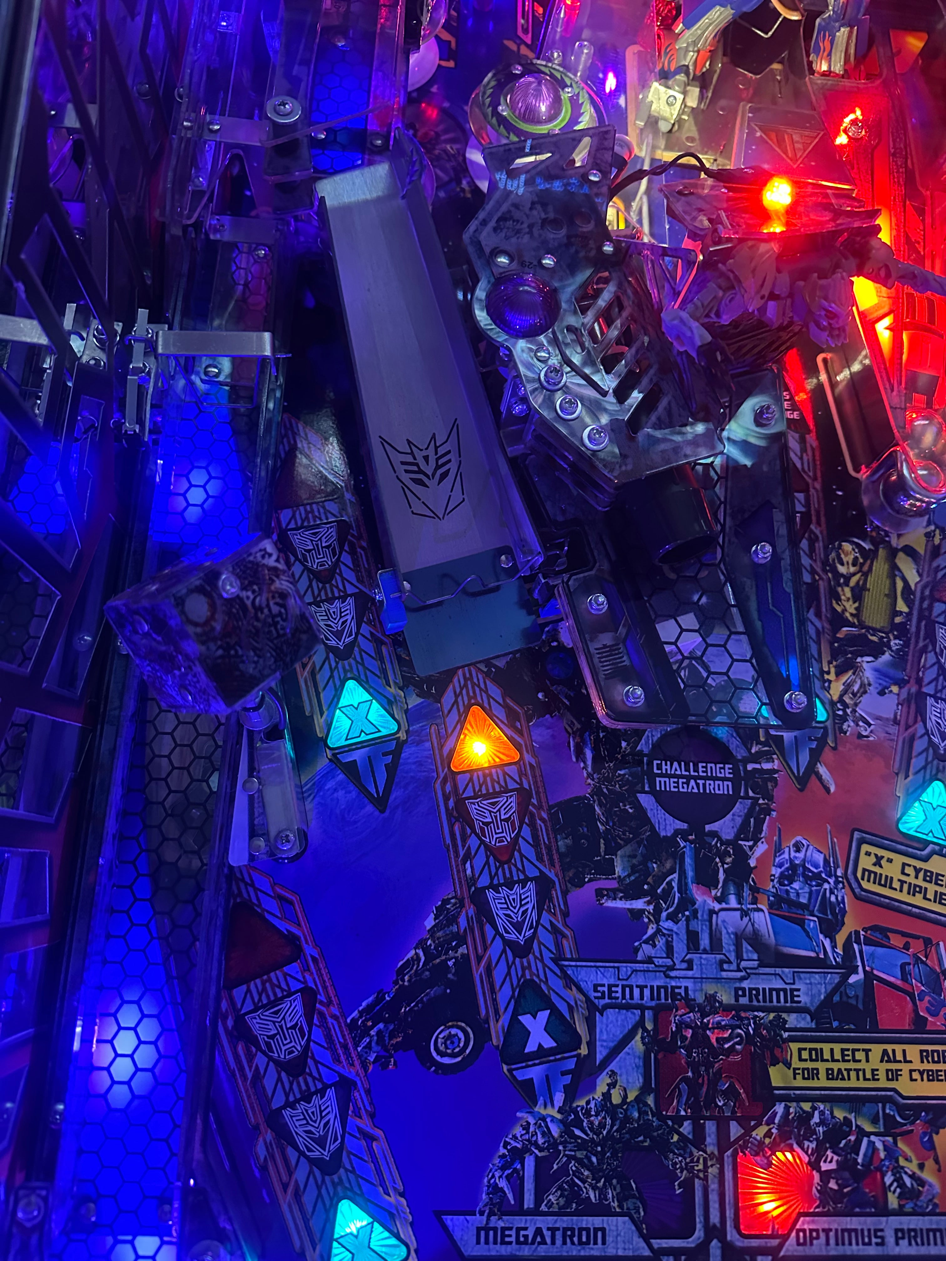 Stern Pinball Transformers Limited Edition Pinball Machine