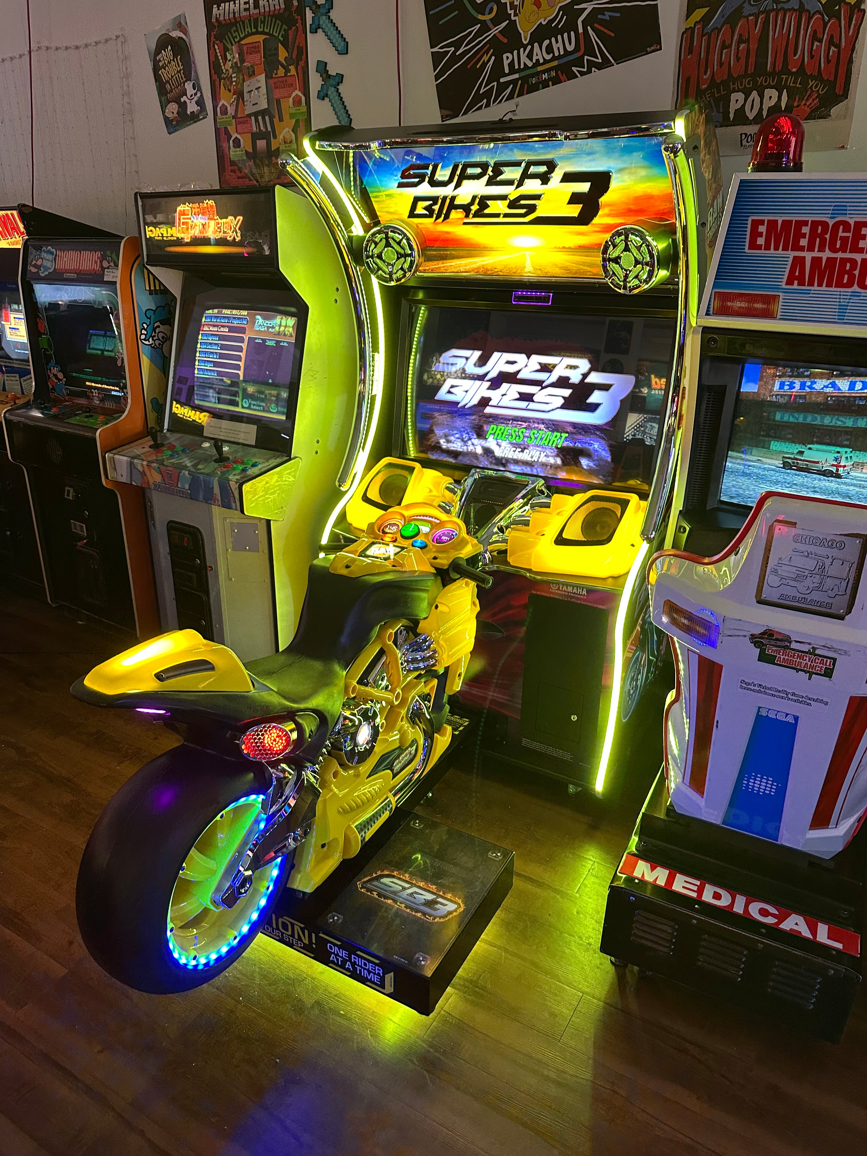 Raw Thrills Super Bikes 3 Arcade Game