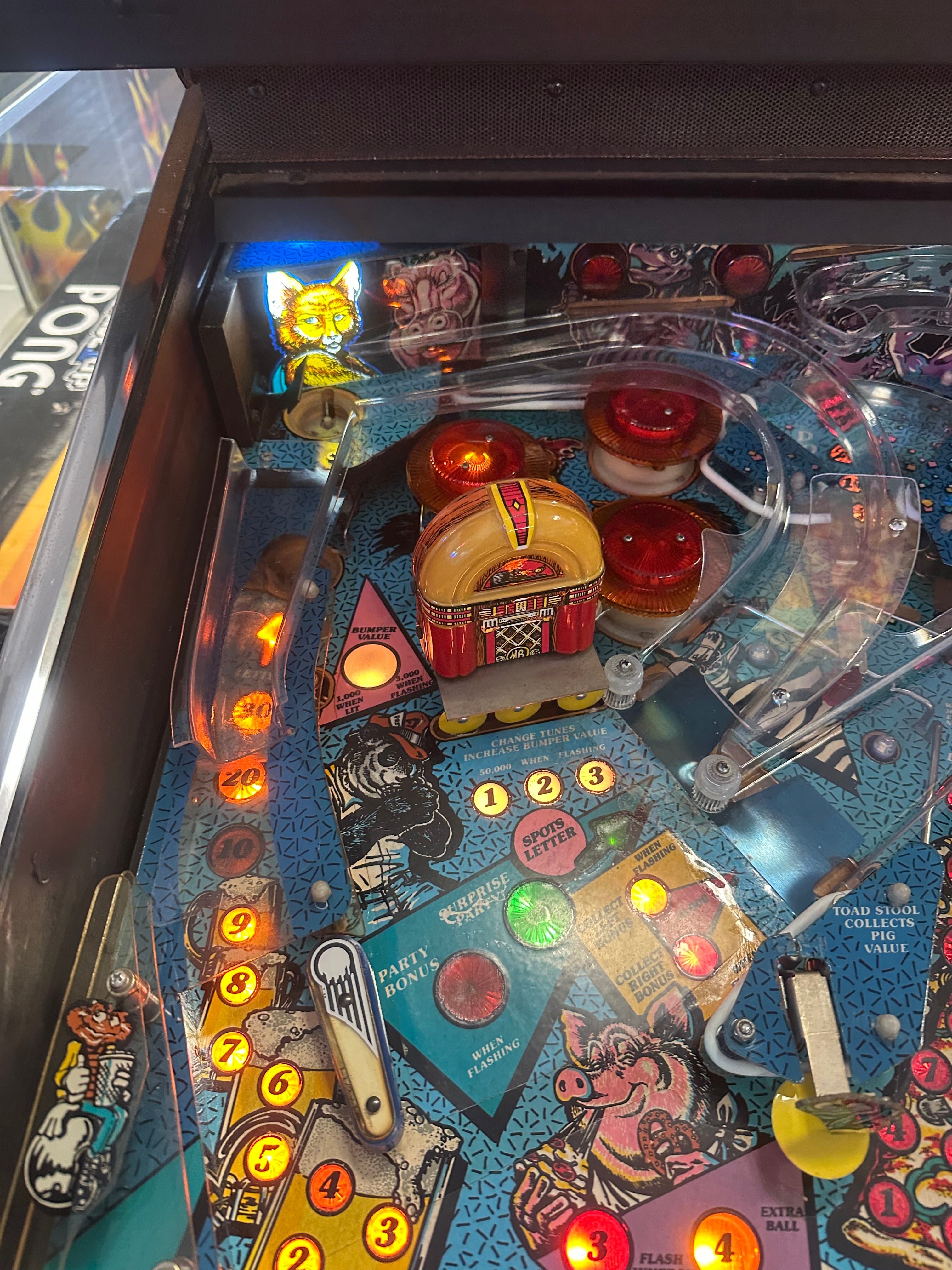 Bally Party Animal Pinball Machine