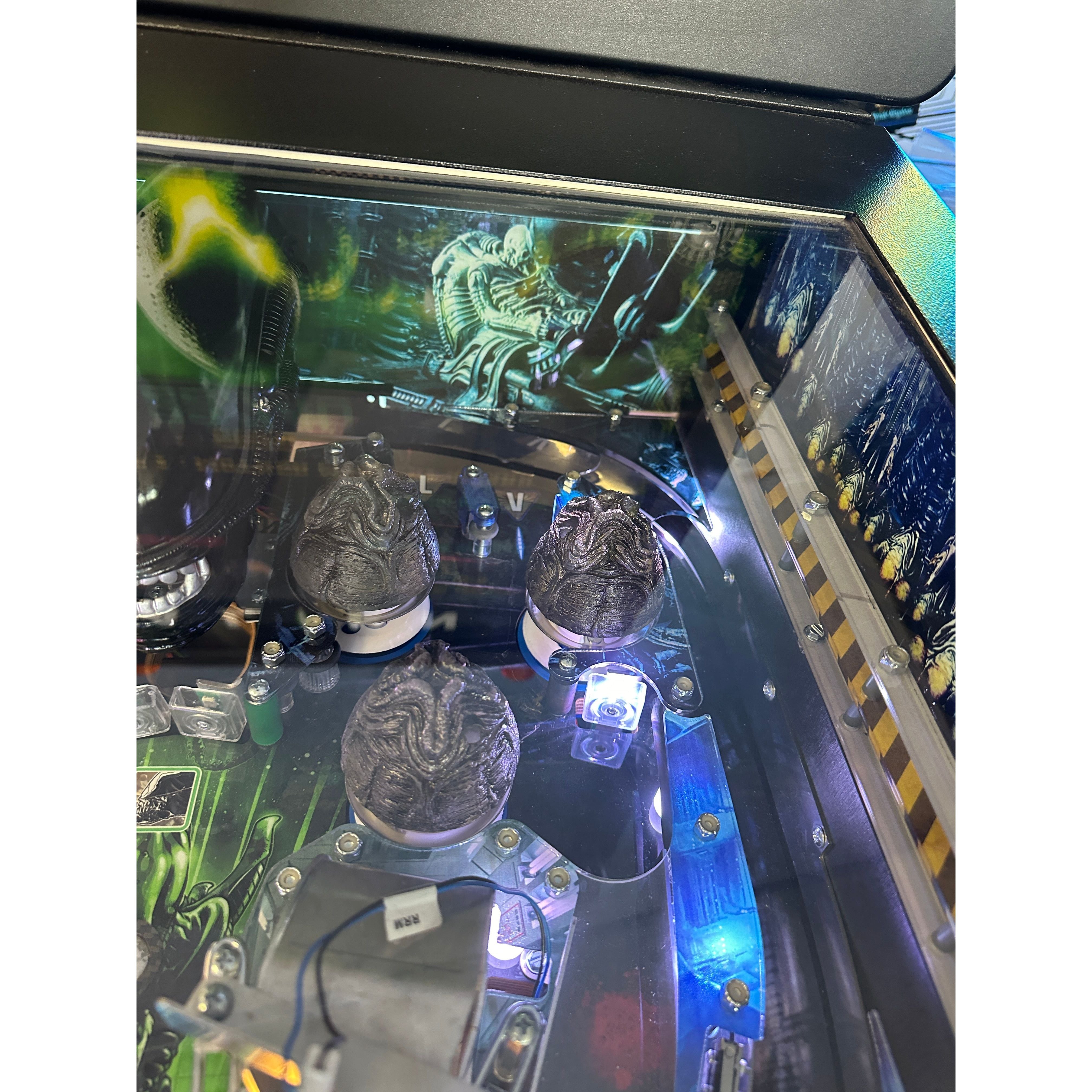 Heighway Pinball Alien Pinball Machine