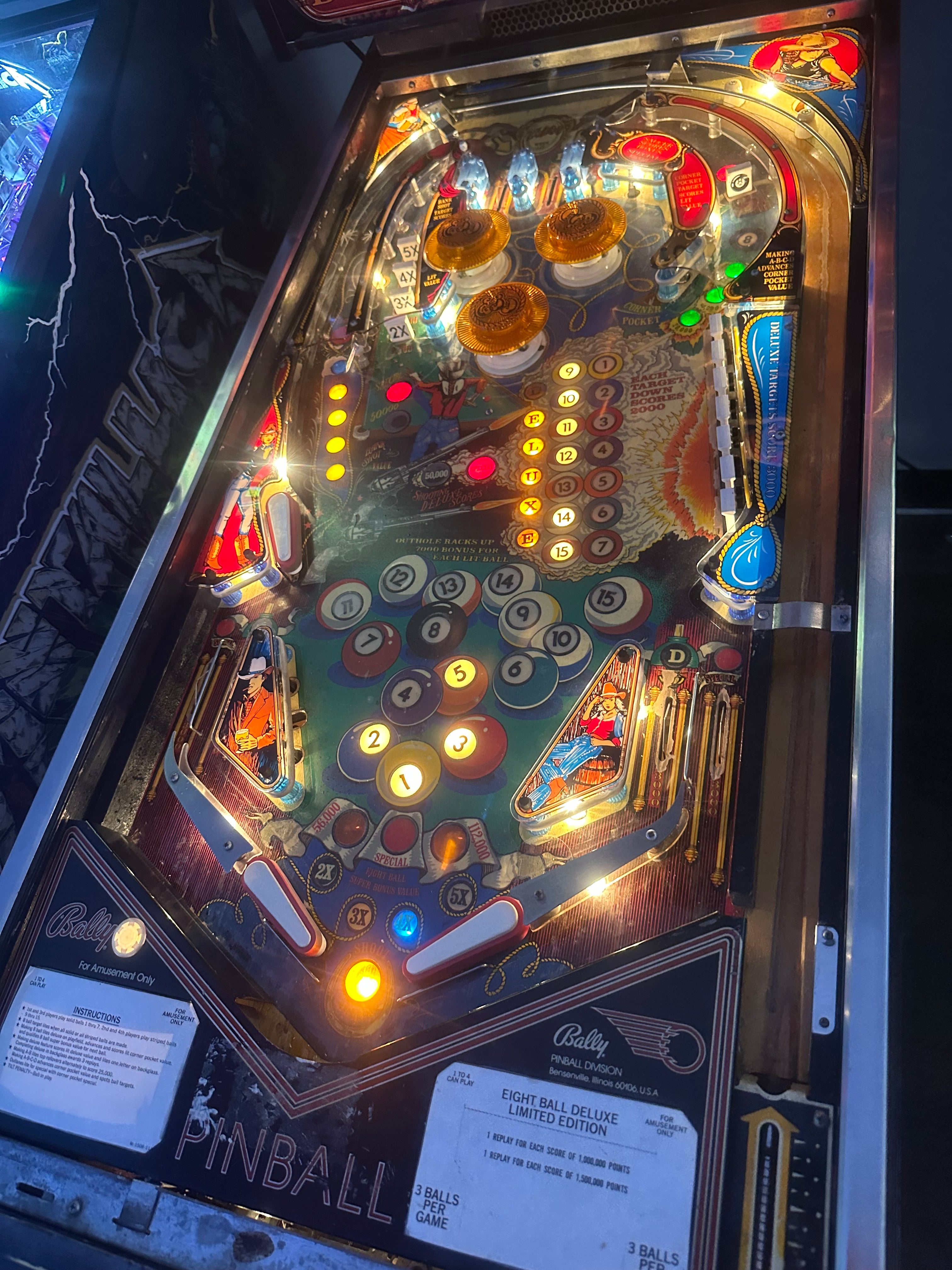 Bally Eight Ball Deluxe Pinball Machine