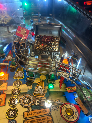 Image of Stern Pinball Pirates of the Caribbean Pinball Machine