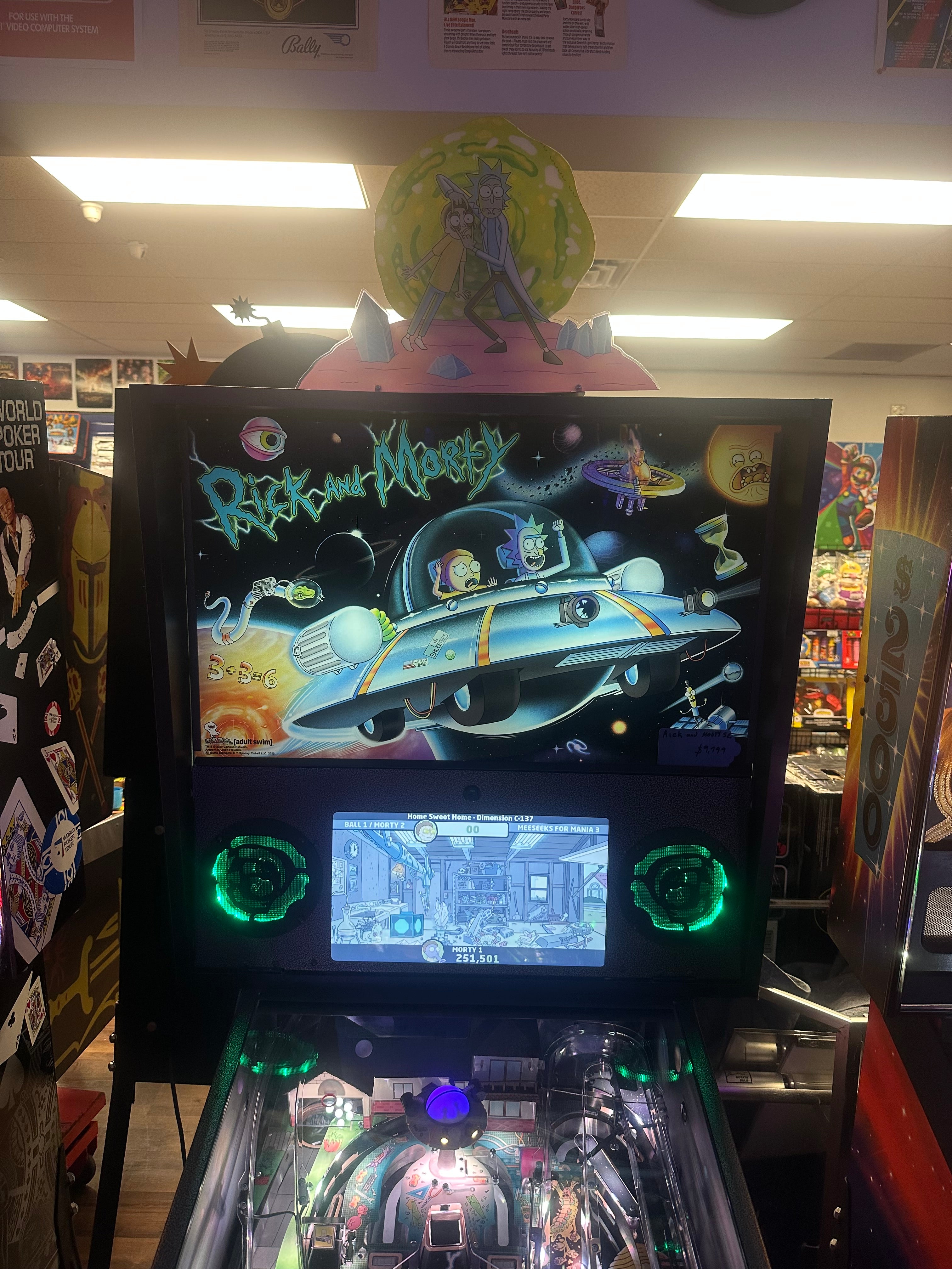 Spooky Pinball Rick and Morty Standard Pinball Machine