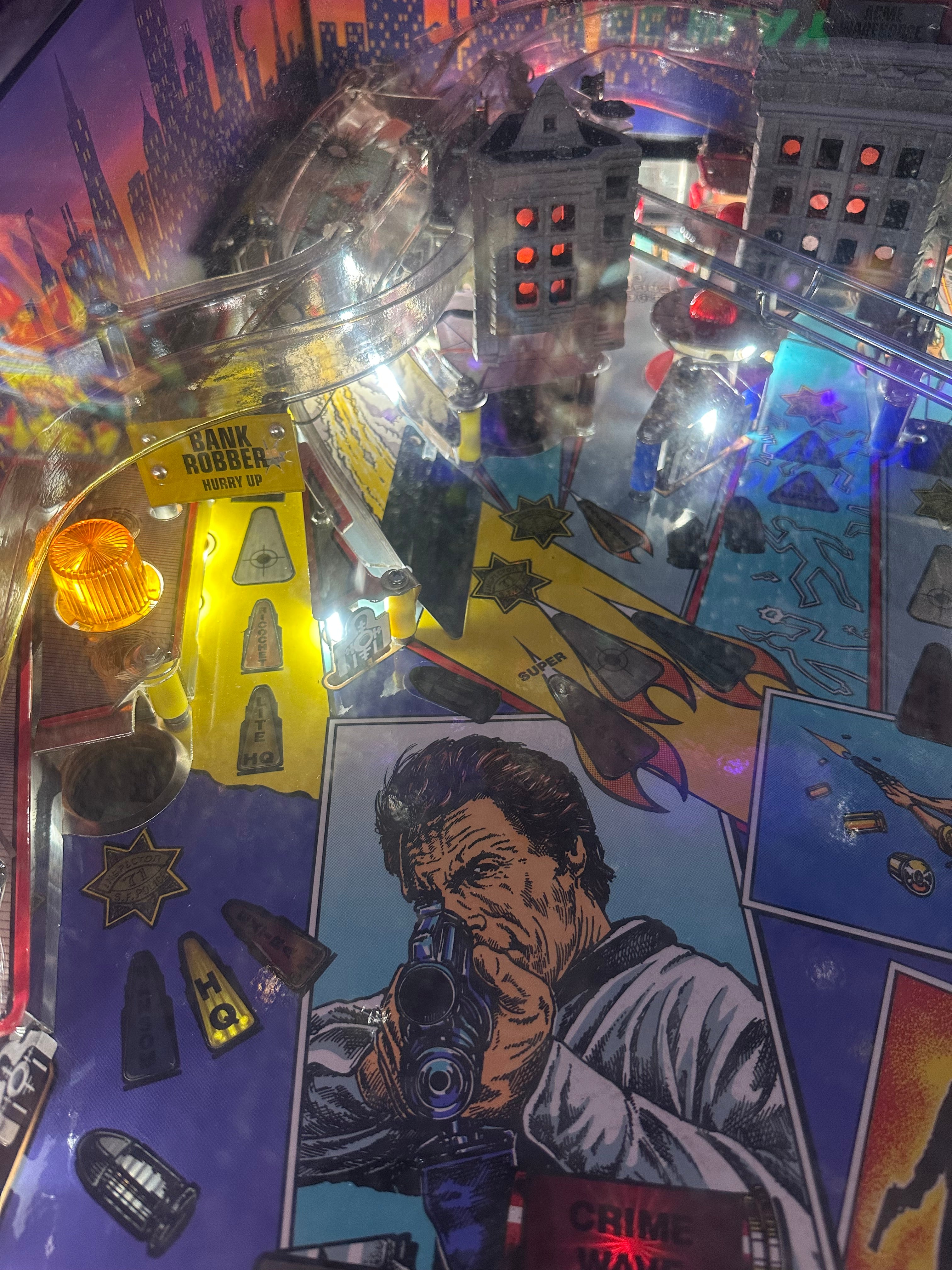 Williams Dirty Harry Pinball Machine