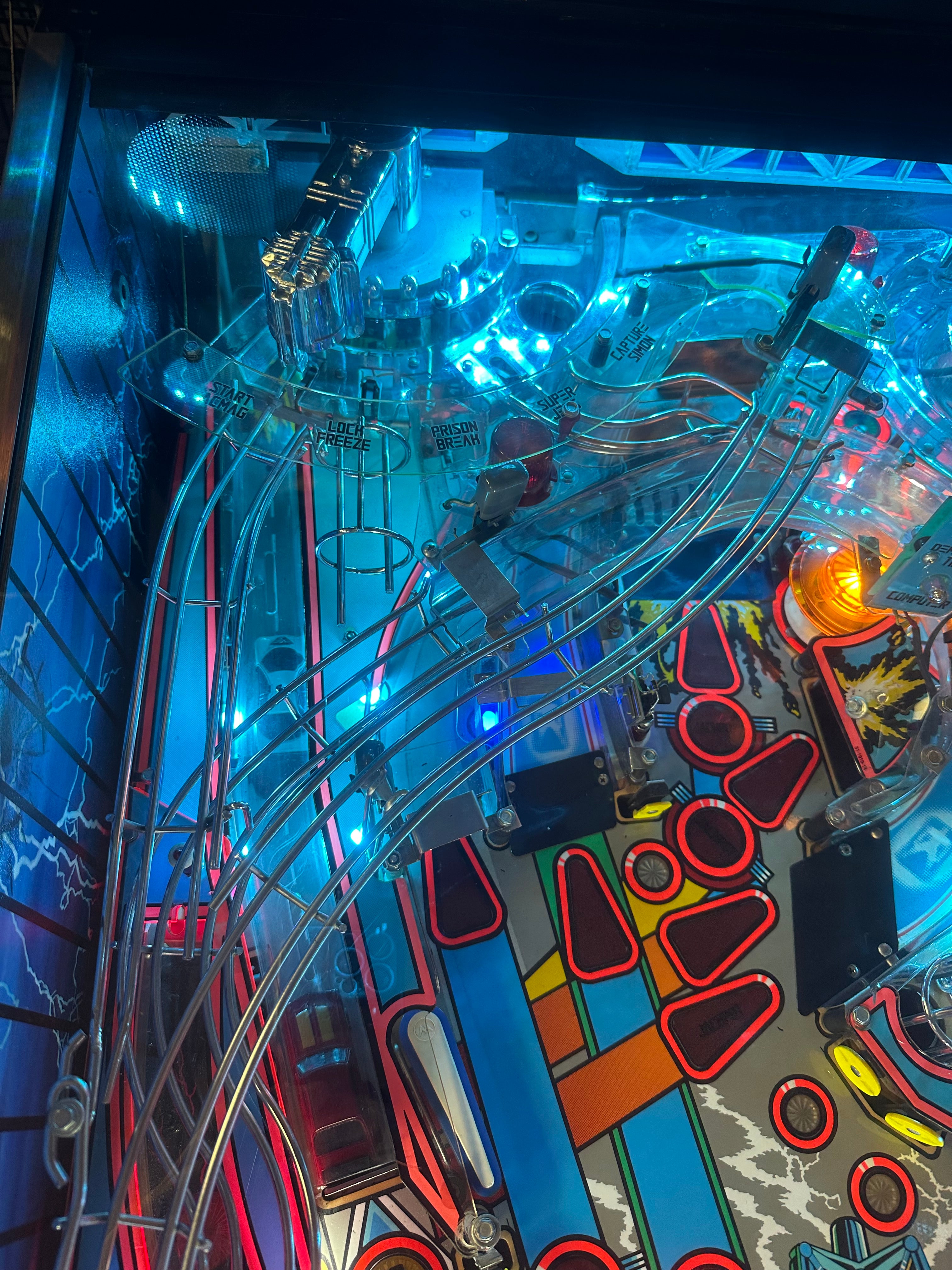 Williams Demolition Man Pinball Machine
