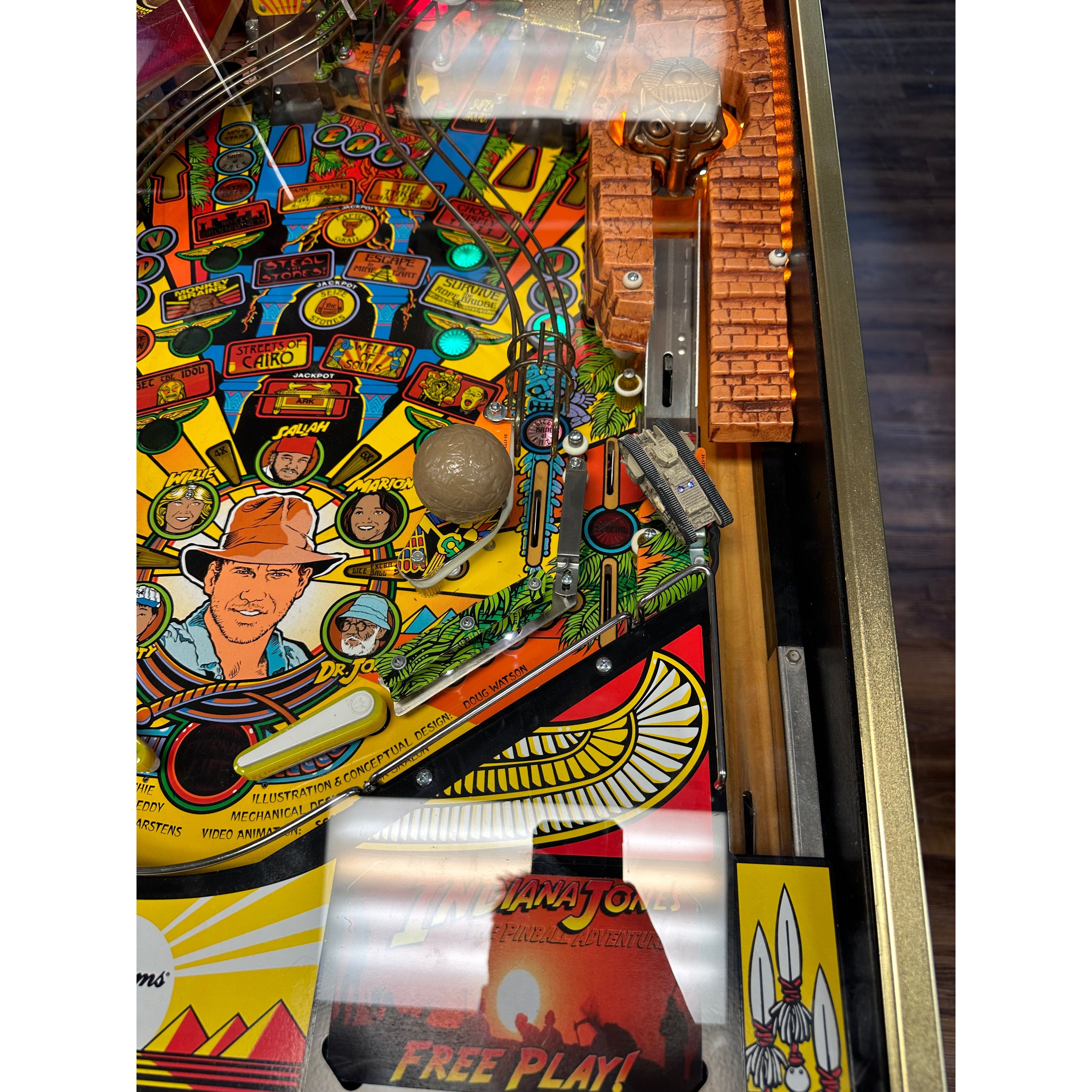 Williams LOADED Indiana Jones: The Pinball Adventure Pinball Machine
