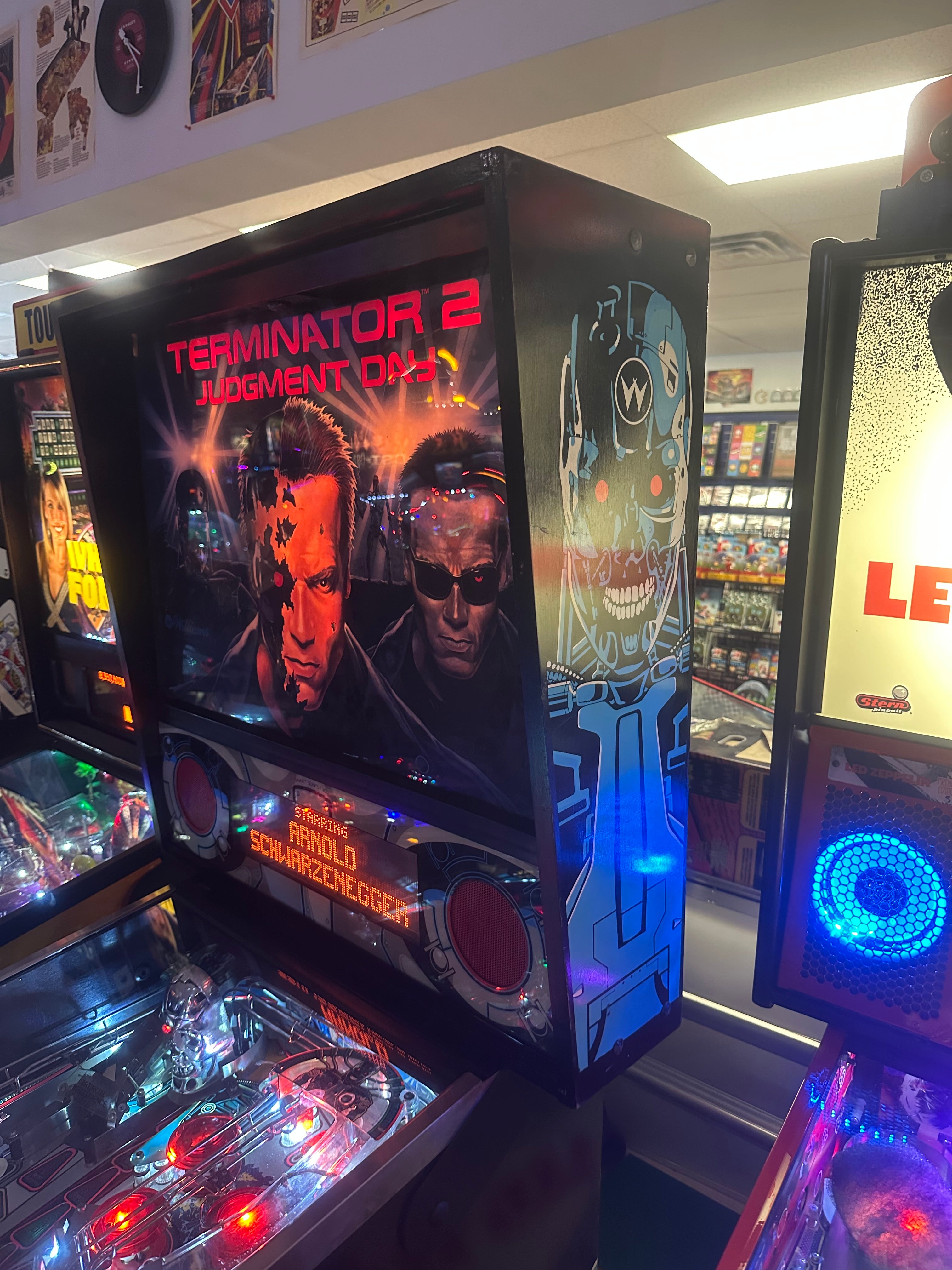 Williams Terminator 2: Judgement Day Pinball Machine