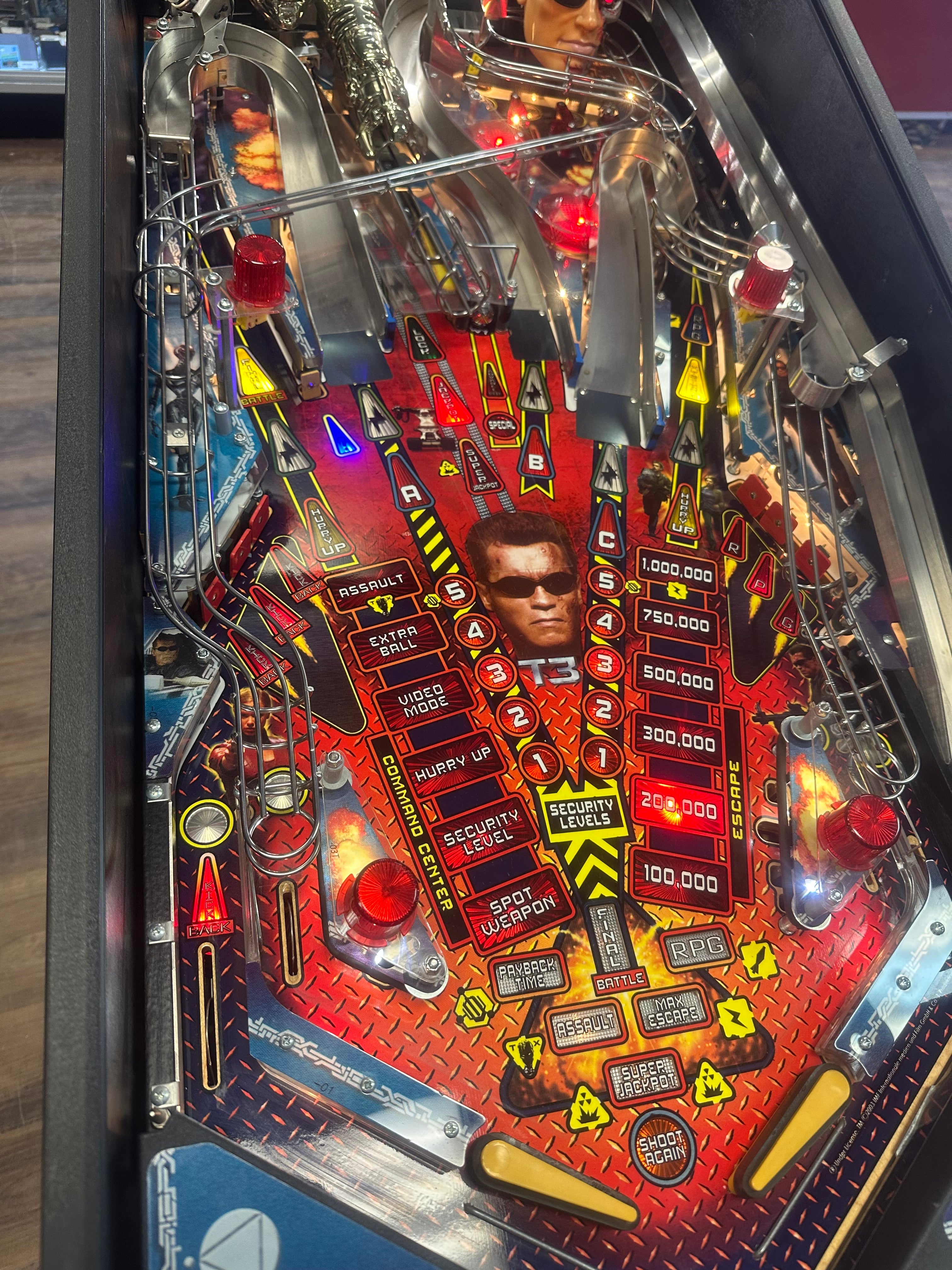 Stern Pinball Terminator 3: Rise of the Machines Pinball Machine