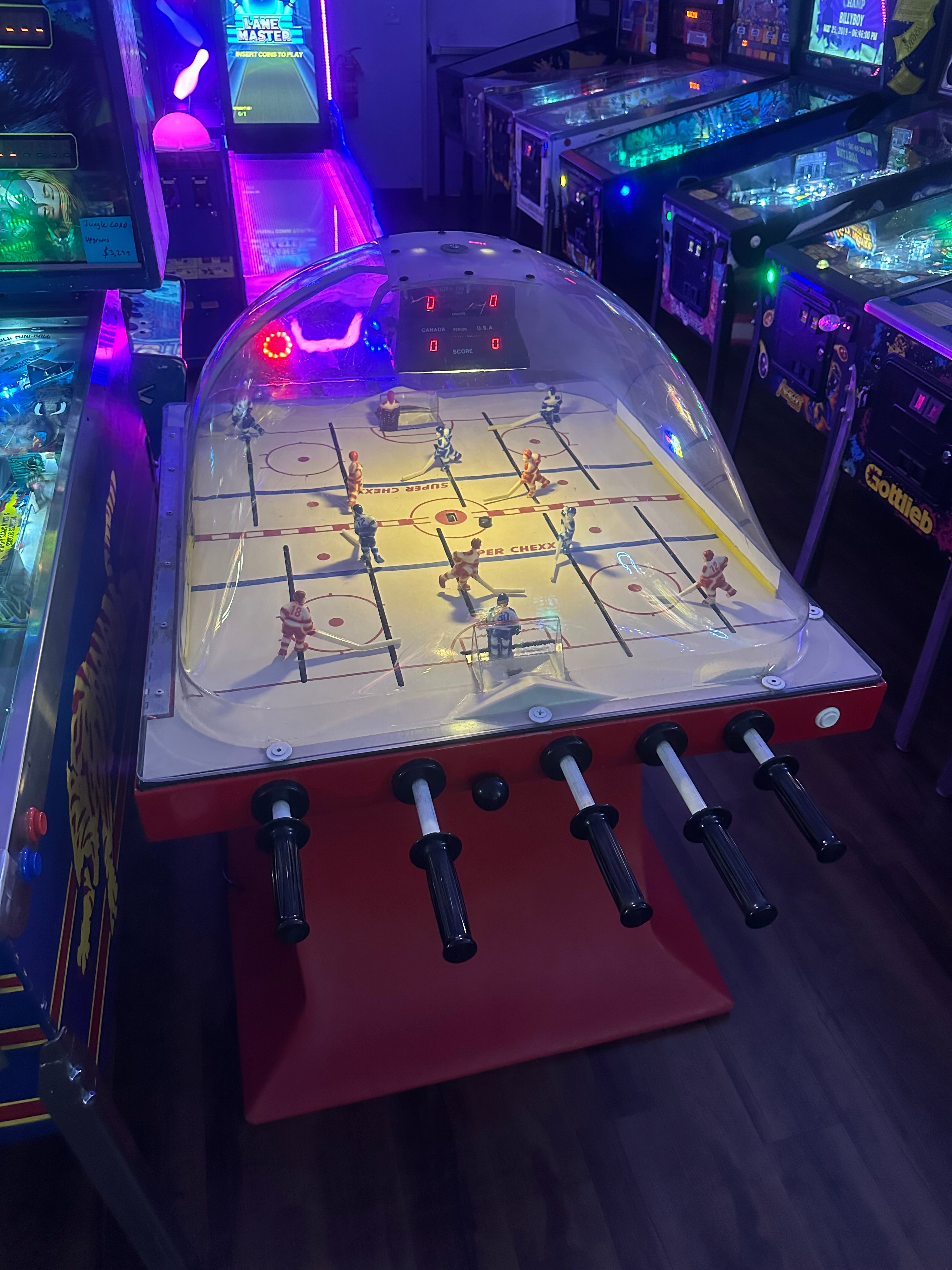 ICE Super Chexx Pro Bubble Hockey