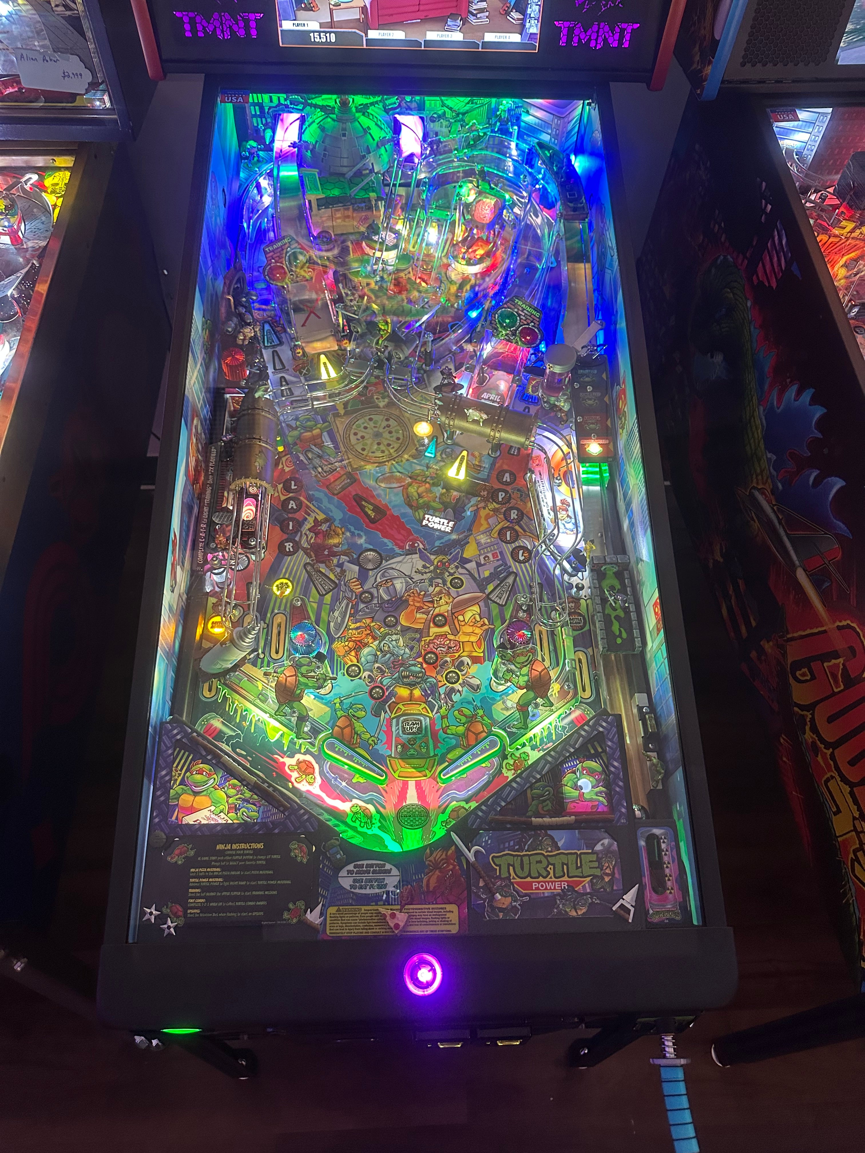 Stern Pinball LOADED Teenage Mutant Ninja Turtles Premium Pinball Machine